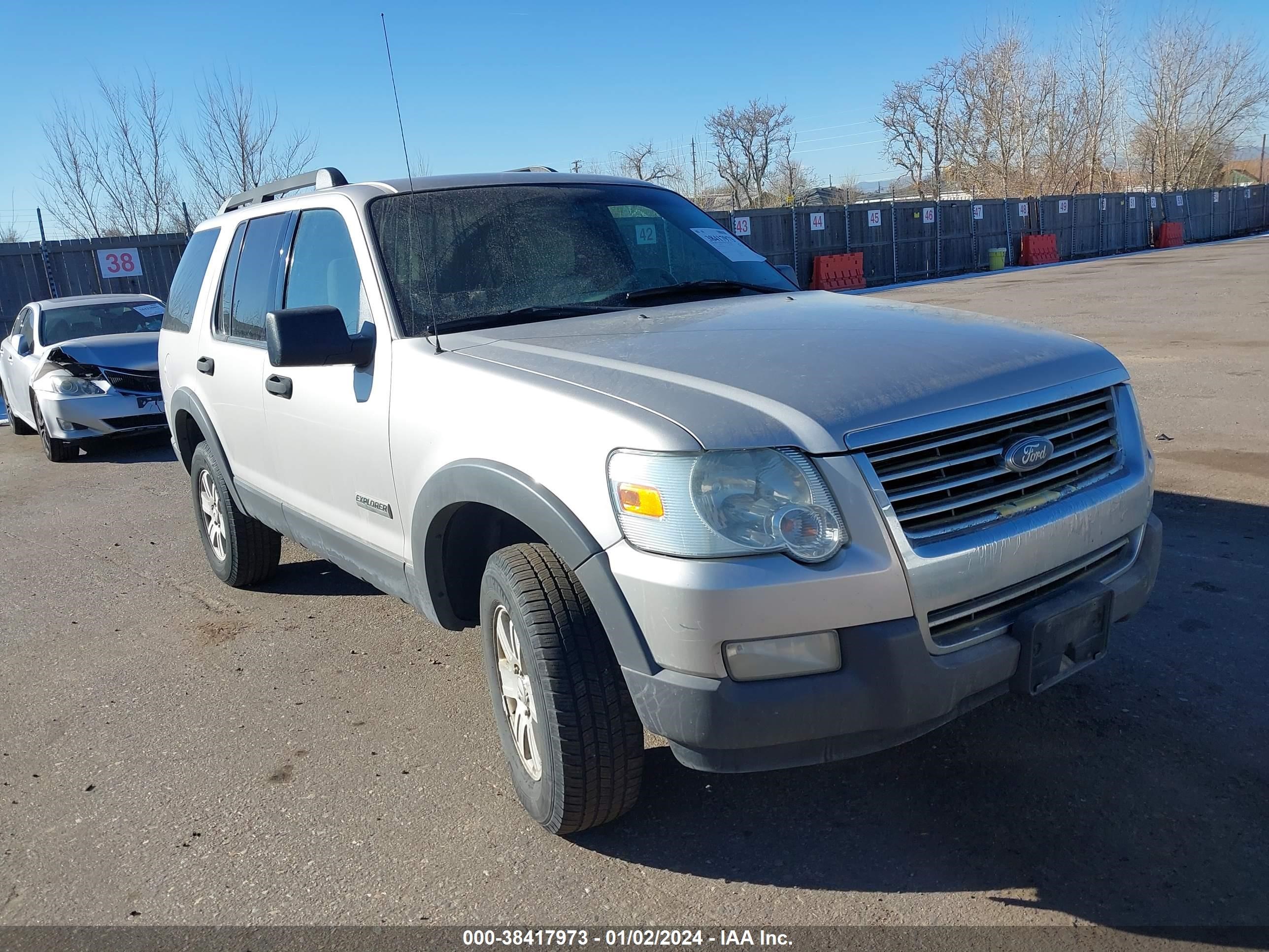 FORD EXPLORER 2006 1fmeu73e16ub70536