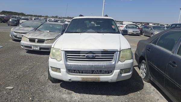 FORD EXPLORER 2008 1fmeu73e58ub13601