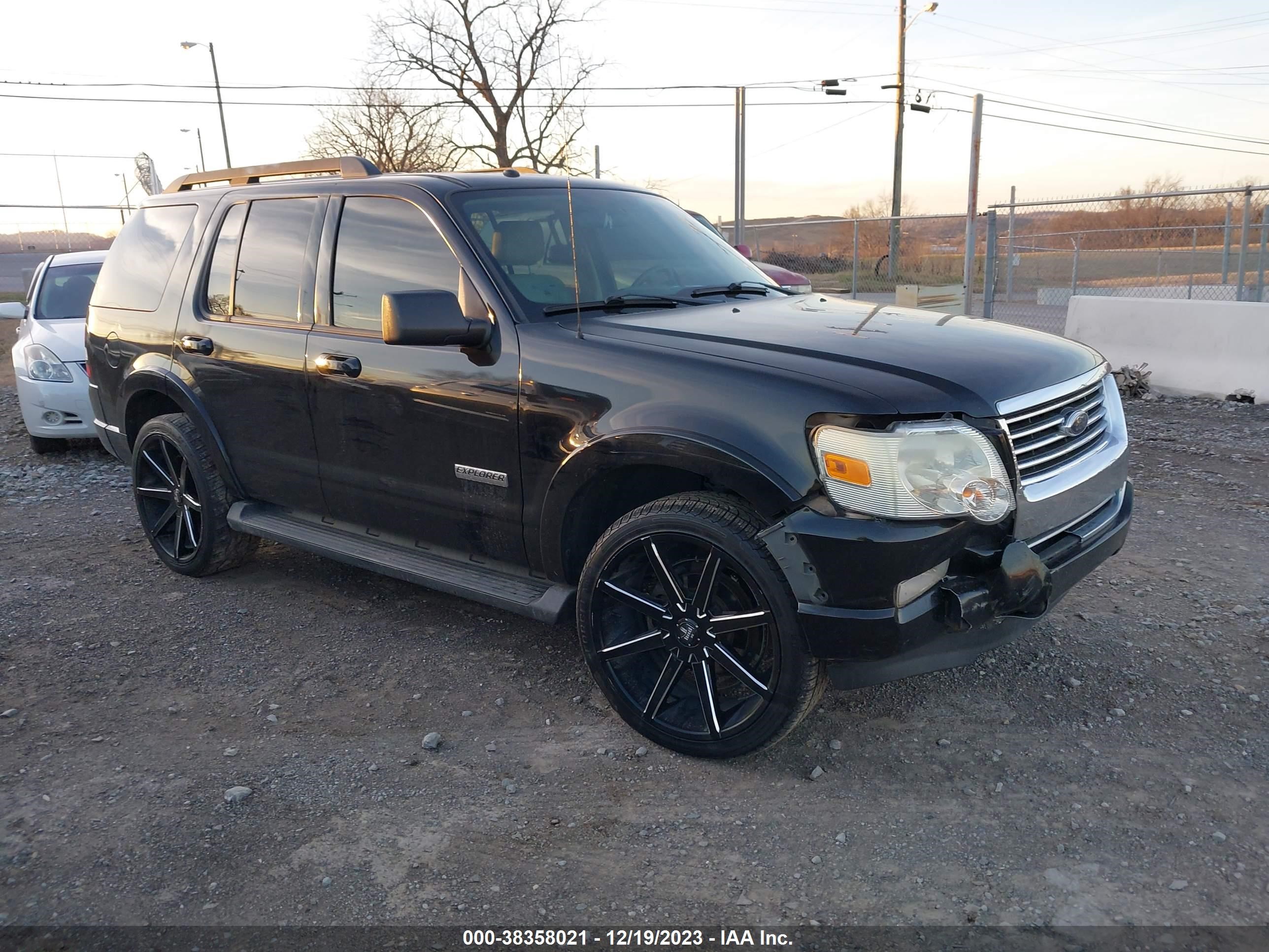 FORD EXPLORER 2008 1fmeu73e88ub09106