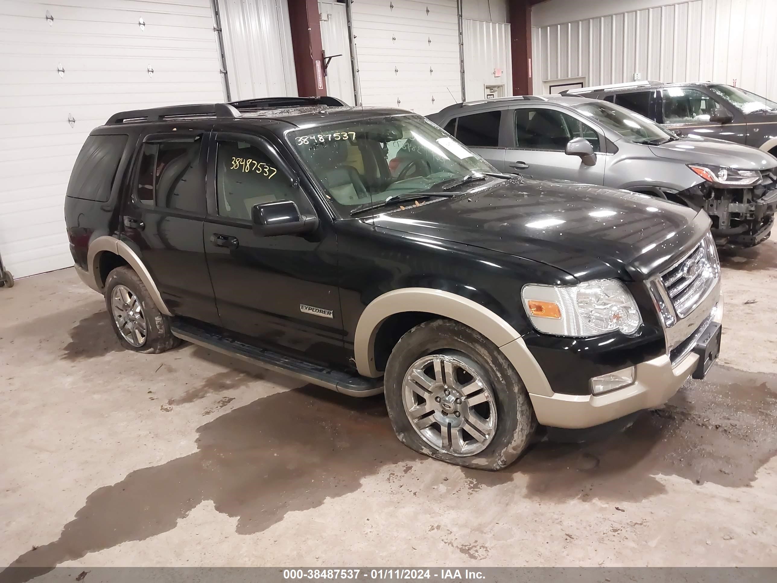 FORD EXPLORER 2008 1fmeu74e08ub00415