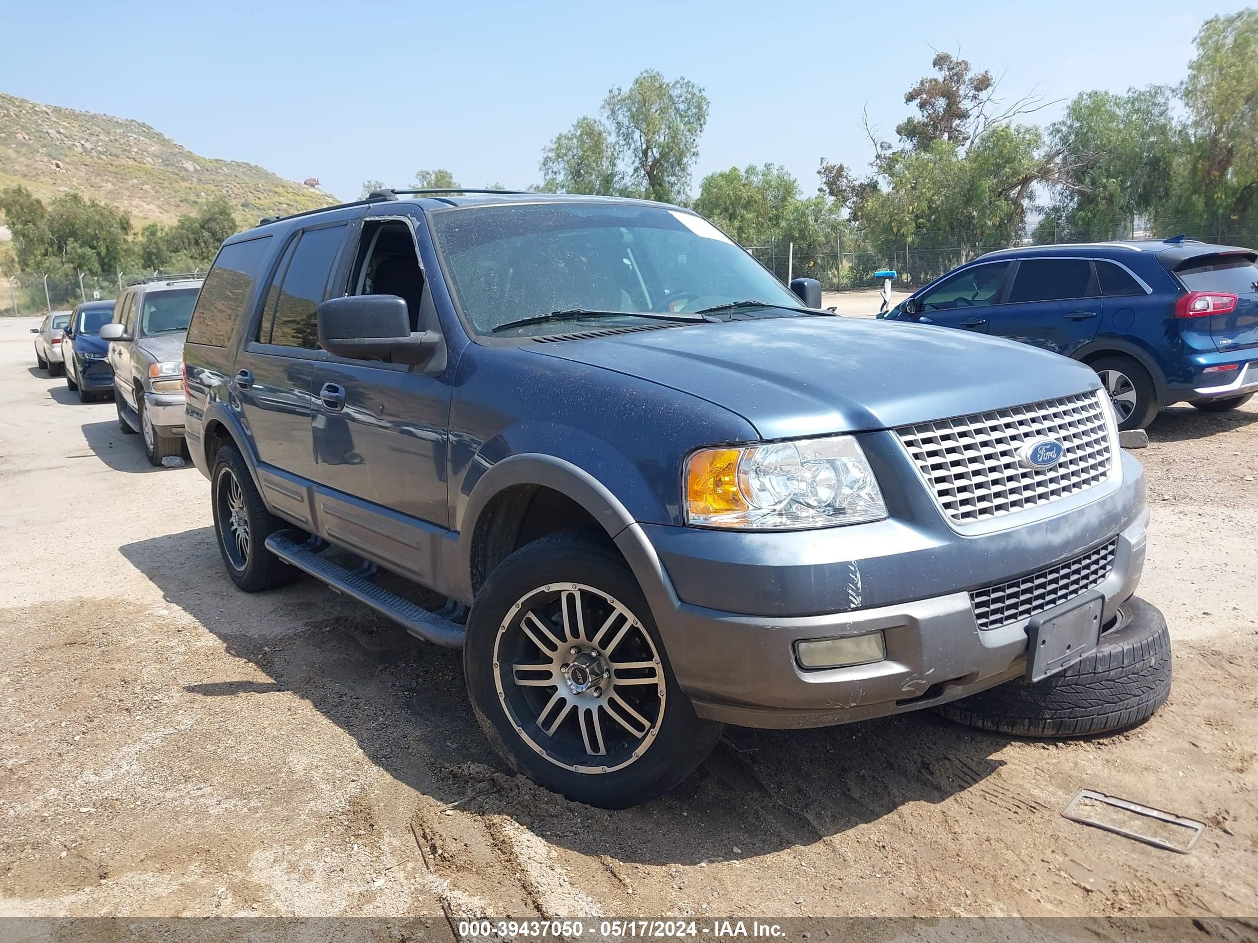 FORD EXPEDITION 2004 1fmfu15l04lb18900