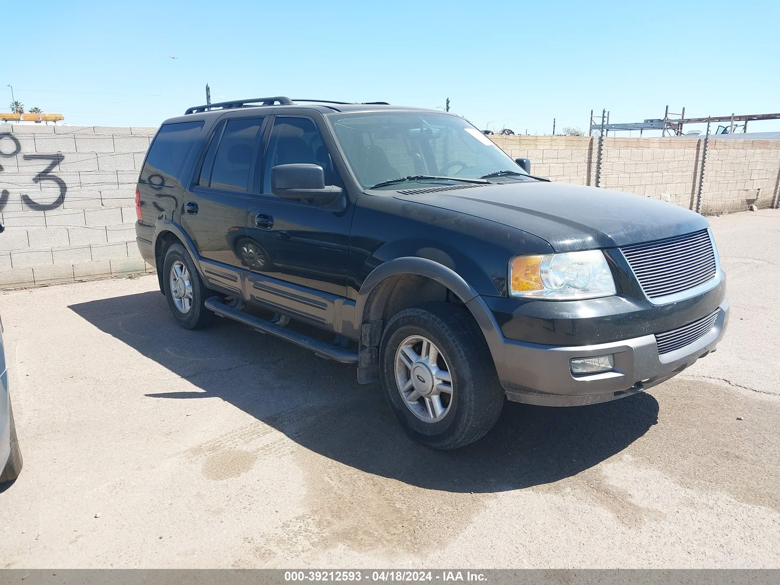 FORD EXPEDITION 2005 1fmfu165x5la10253