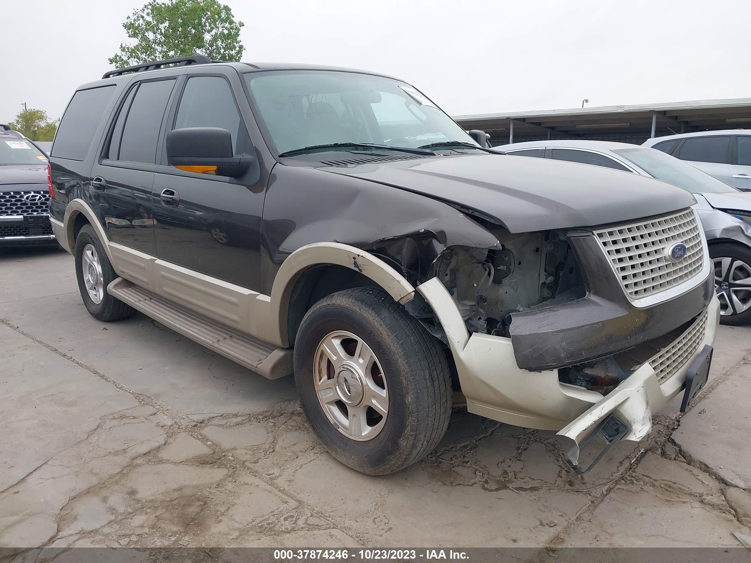 FORD EXPEDITION 2005 1fmfu17535la92213