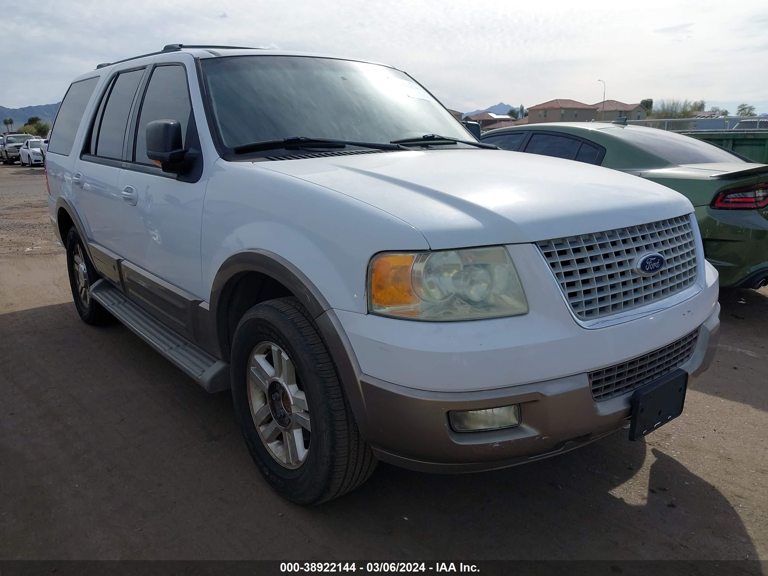 FORD EXPEDITION 2004 1fmfu17l54la75541