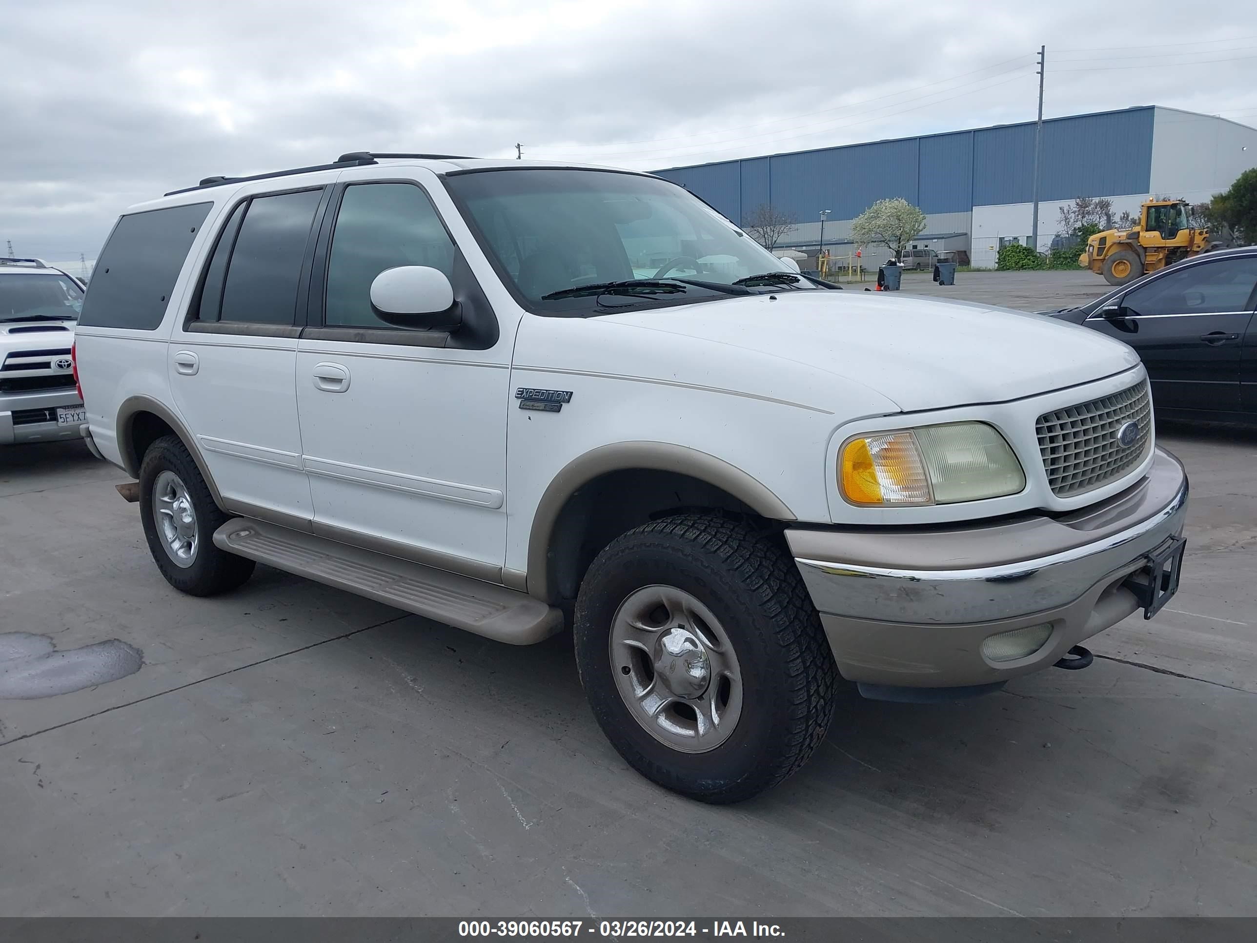 FORD EXPEDITION 2002 1fmfu18l52la20938