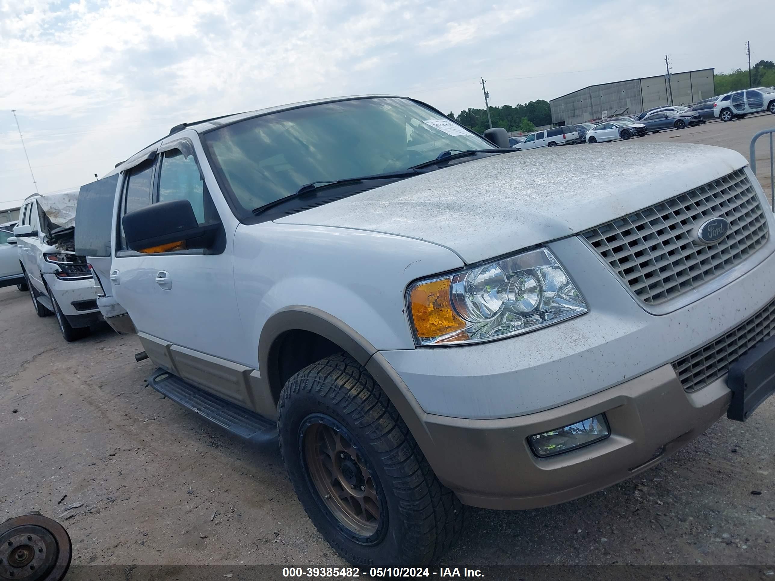 FORD EXPEDITION 2004 1fmfu18l94la28561