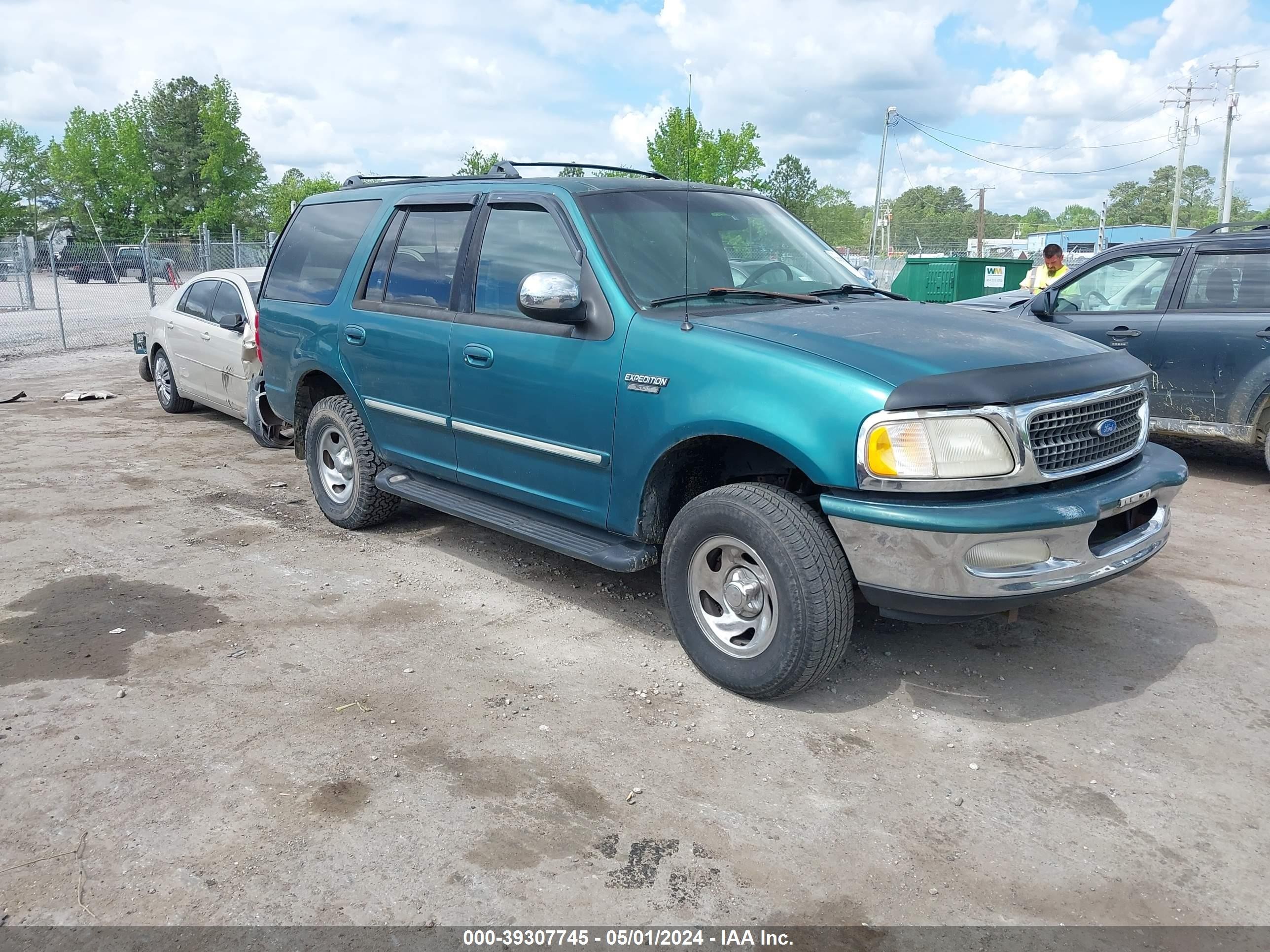 FORD EXPEDITION 1997 1fmfu18lxvlb58608