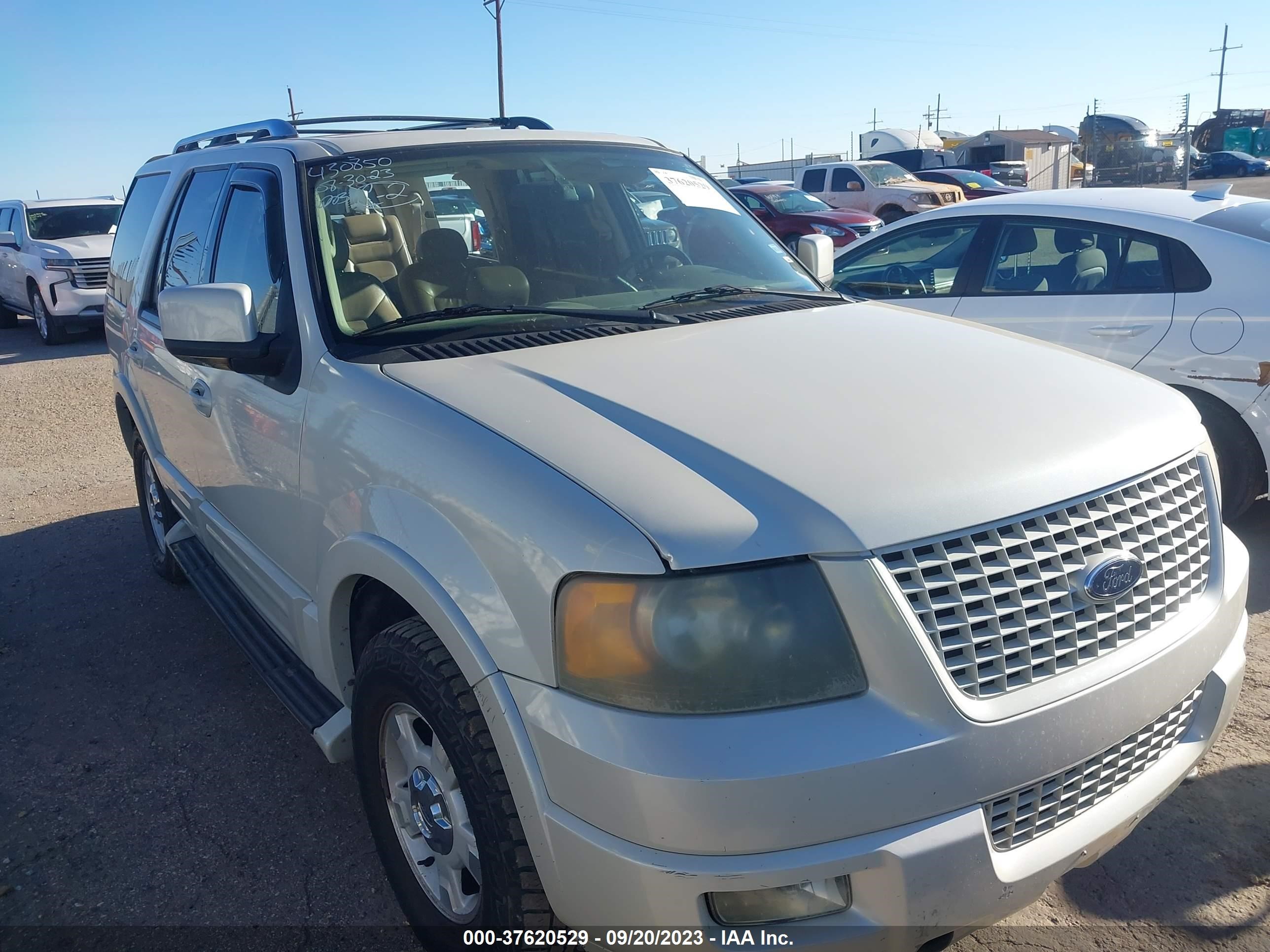 FORD EXPEDITION 2005 1fmfu20505lb00056