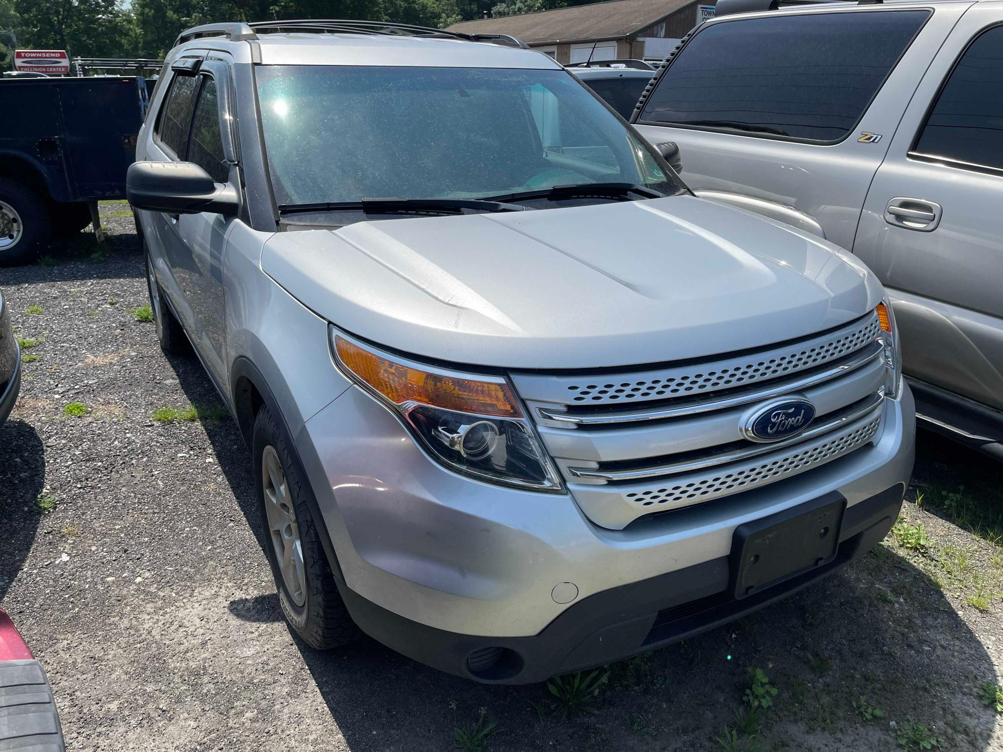 FORD EXPLORER 2011 1fmhk7b83bga89352