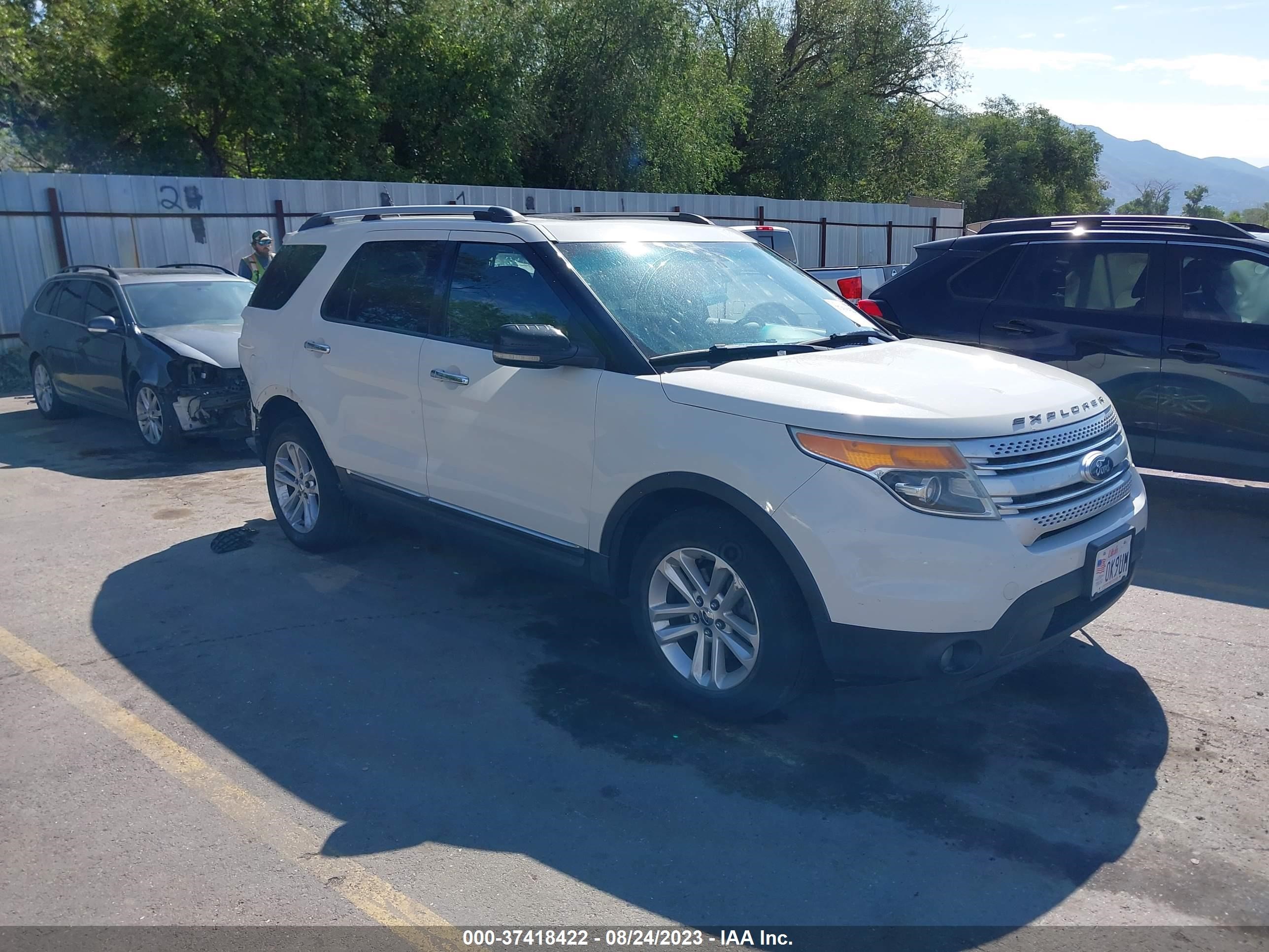 FORD EXPLORER 2011 1fmhk8d86bga15605