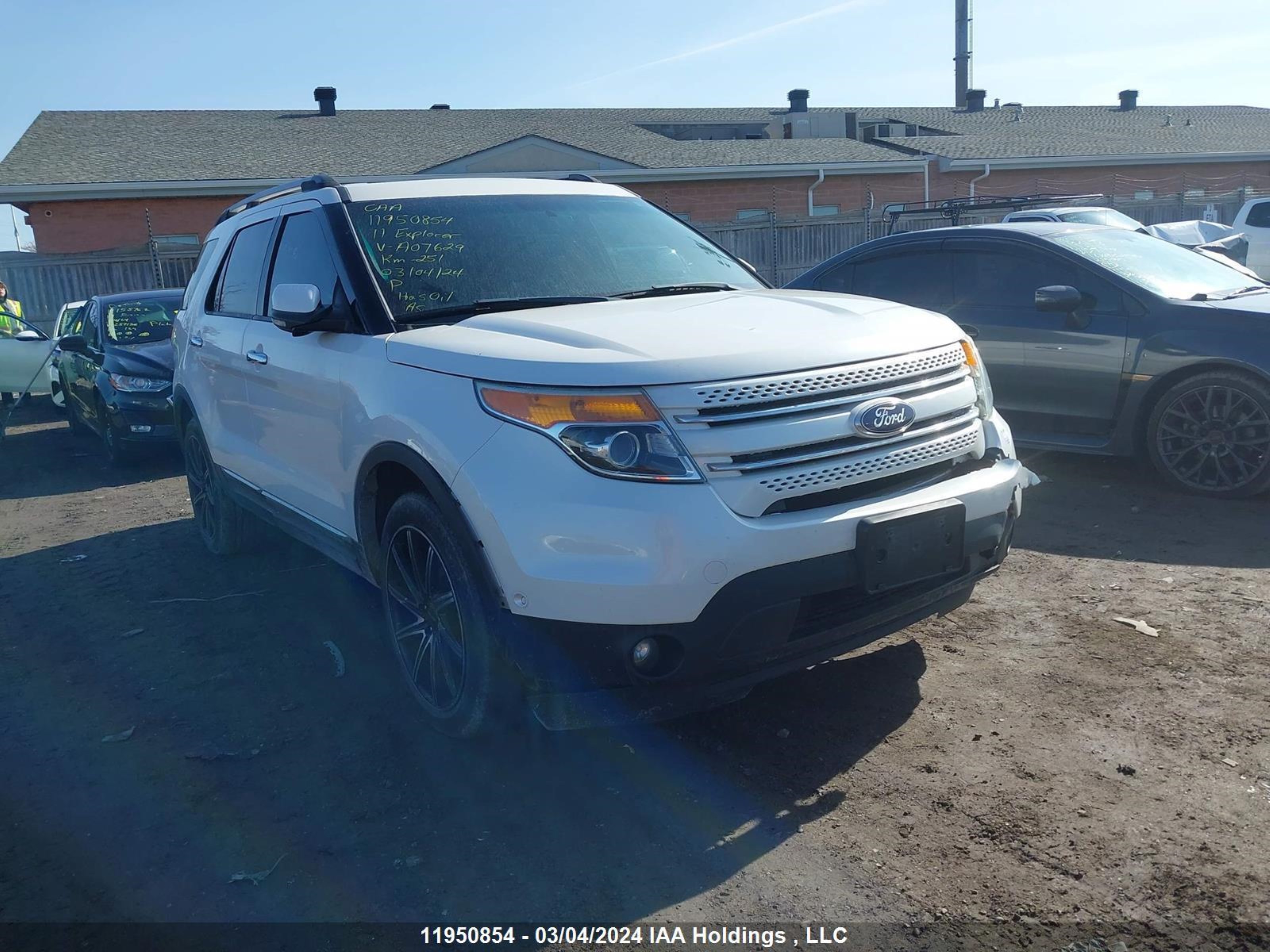 FORD EXPLORER 2011 1fmhk8f86bga07629