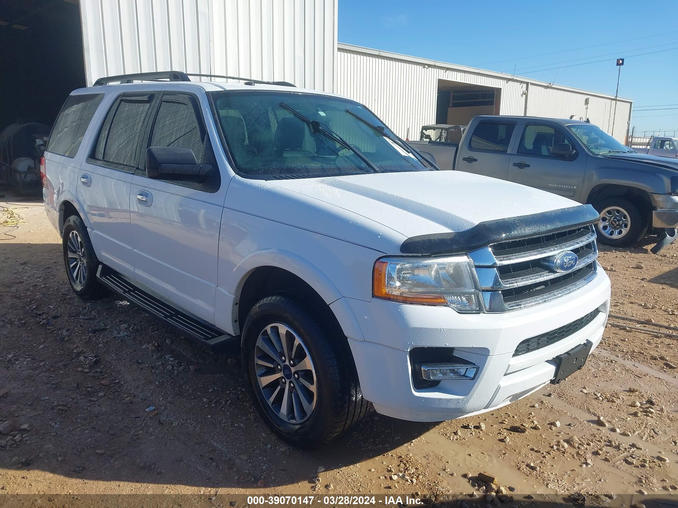 FORD EXPEDITION 2017 1fmju1ht4hea12272