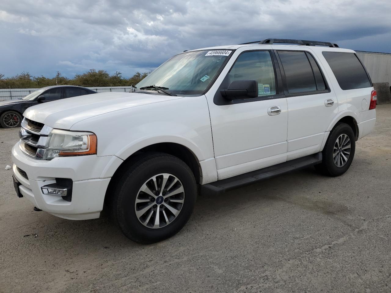 FORD EXPEDITION 2015 1fmju1jt6fef09055