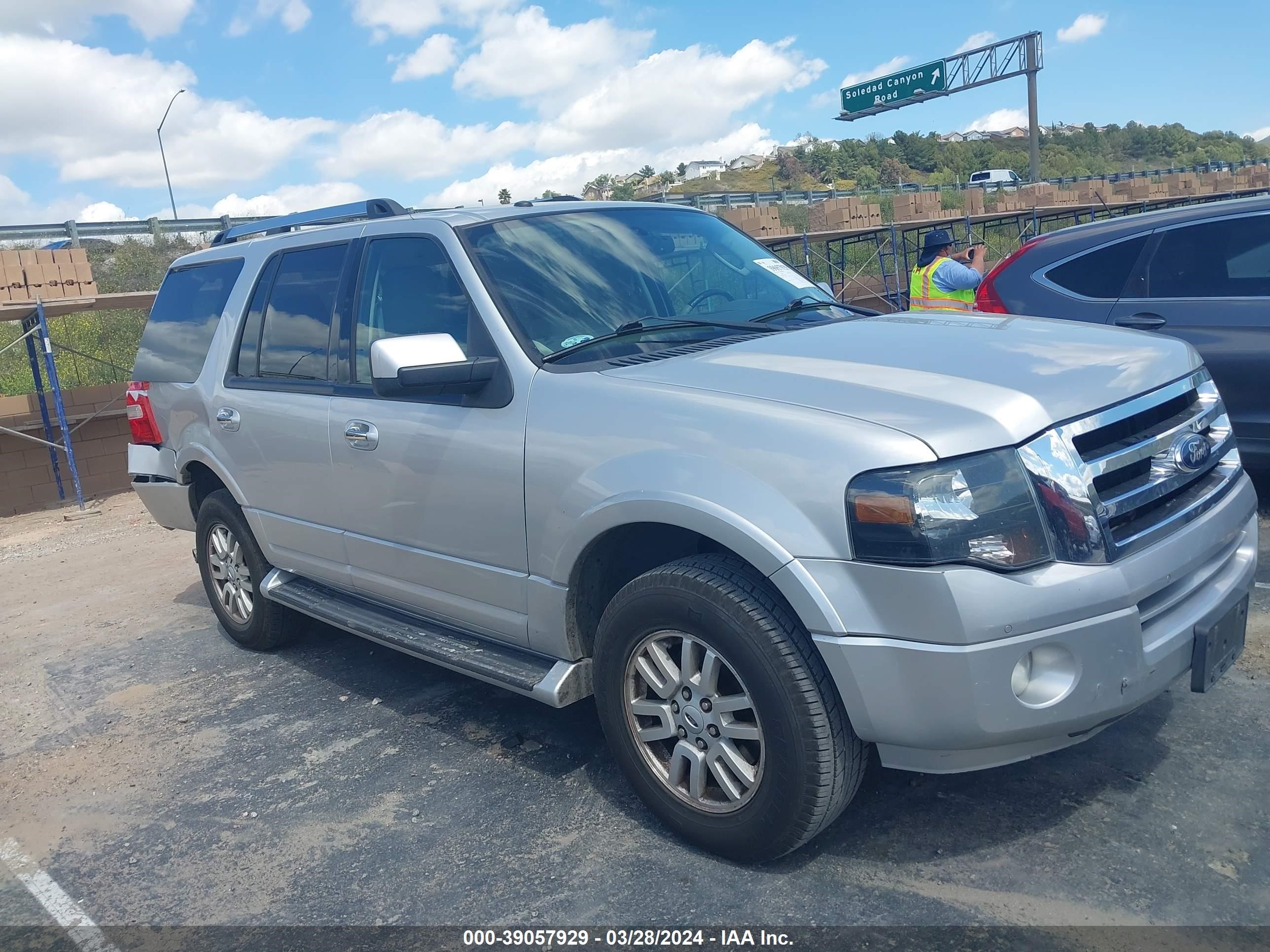 FORD EXPEDITION 2014 1fmju1k5xeef30182