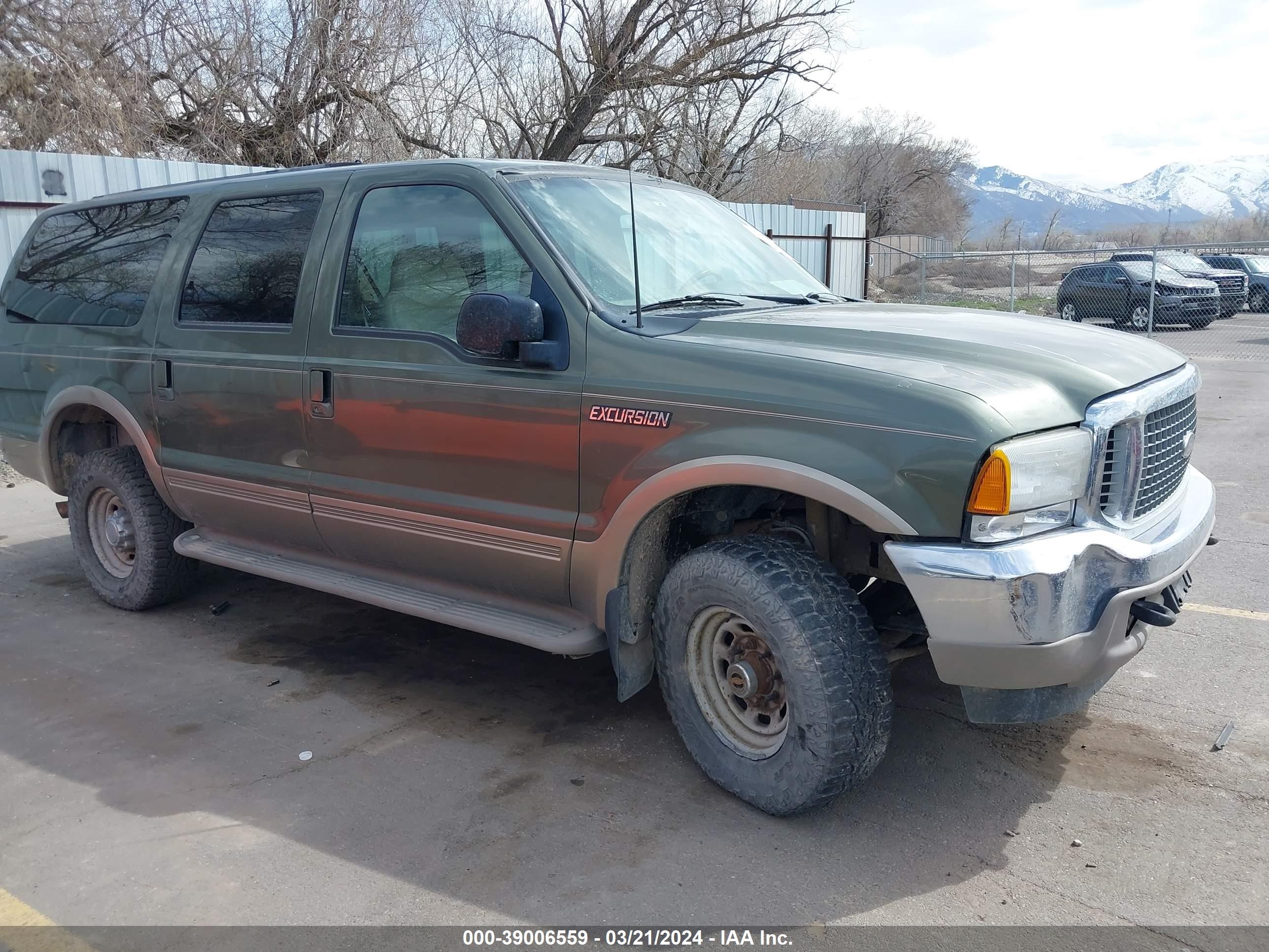 FORD EXCURSION 2000 1fmnu43s8yea63775