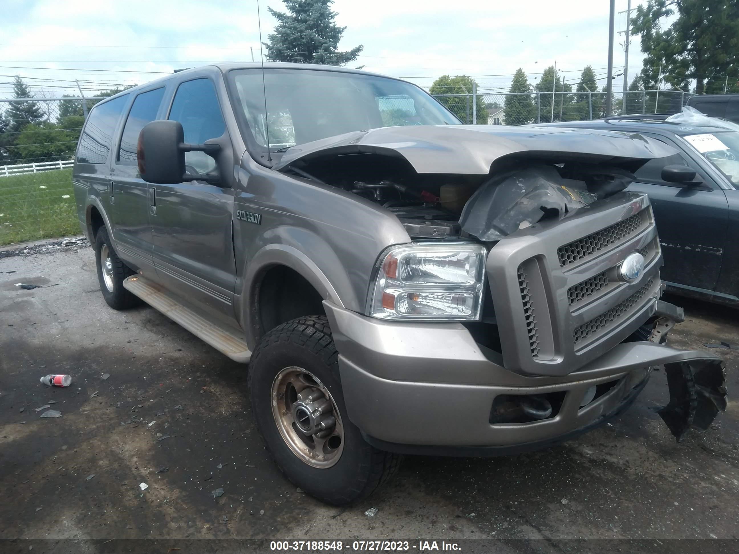 FORD EXCURSION 2005 1fmnu45s25ed38422