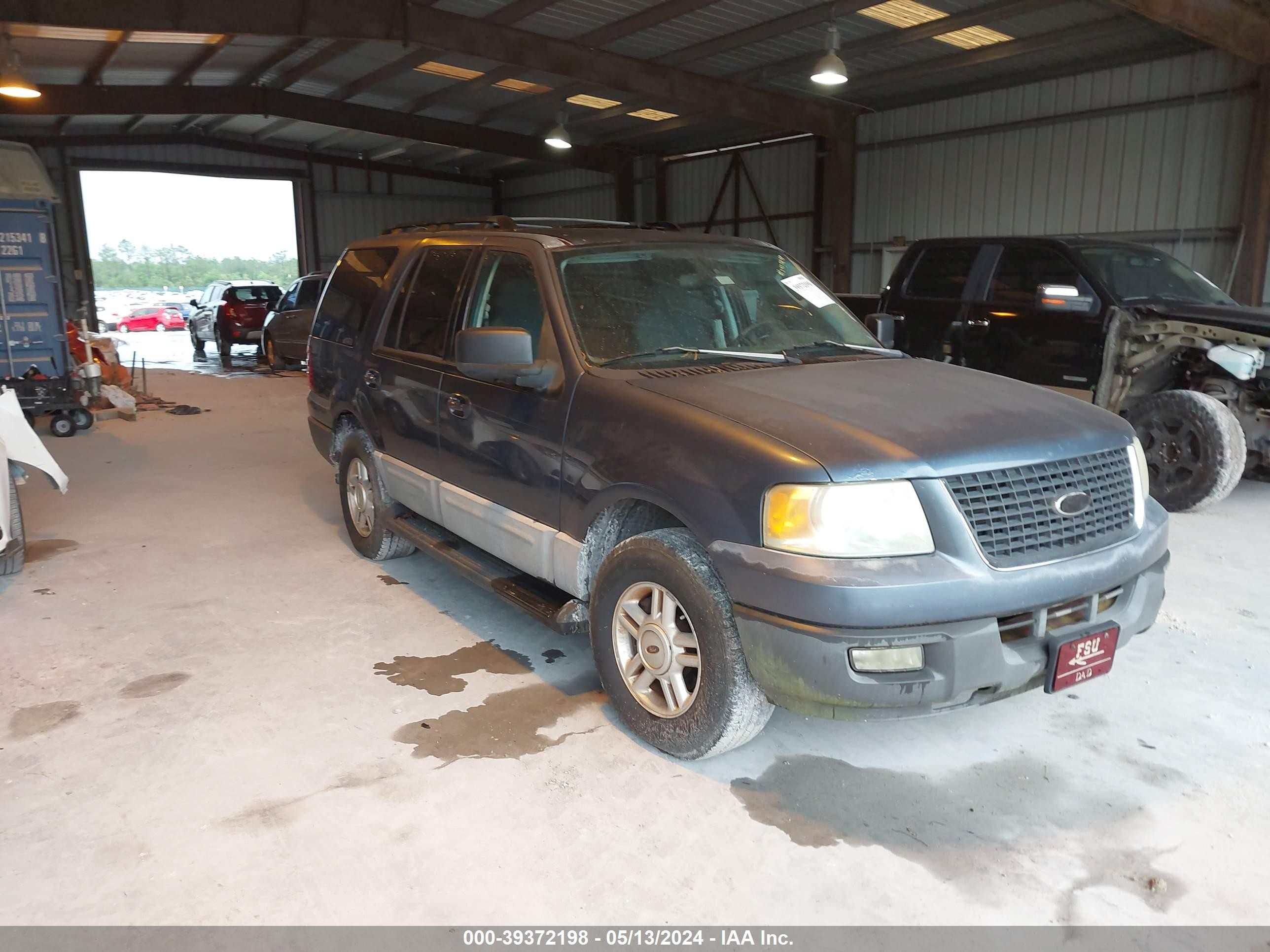 FORD EXPEDITION 2005 1fmpu15565la26682