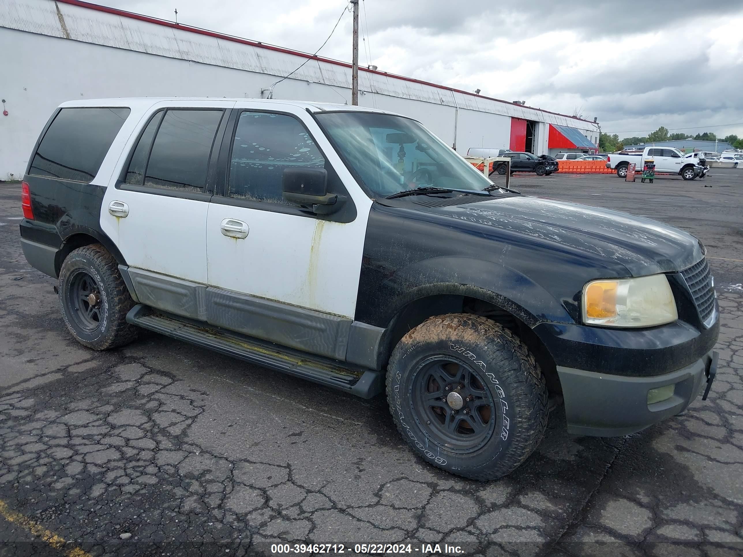 FORD EXPEDITION 2005 1fmpu16585lb07553