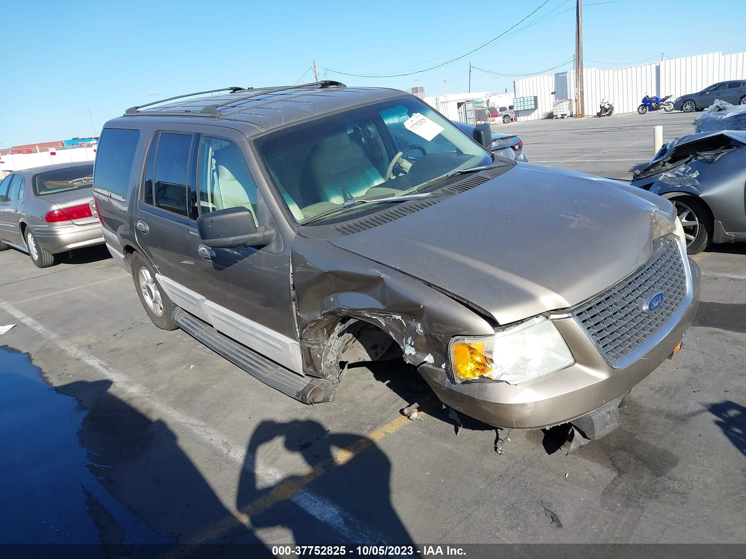 FORD EXPEDITION 2003 1fmpu16l53lb02743