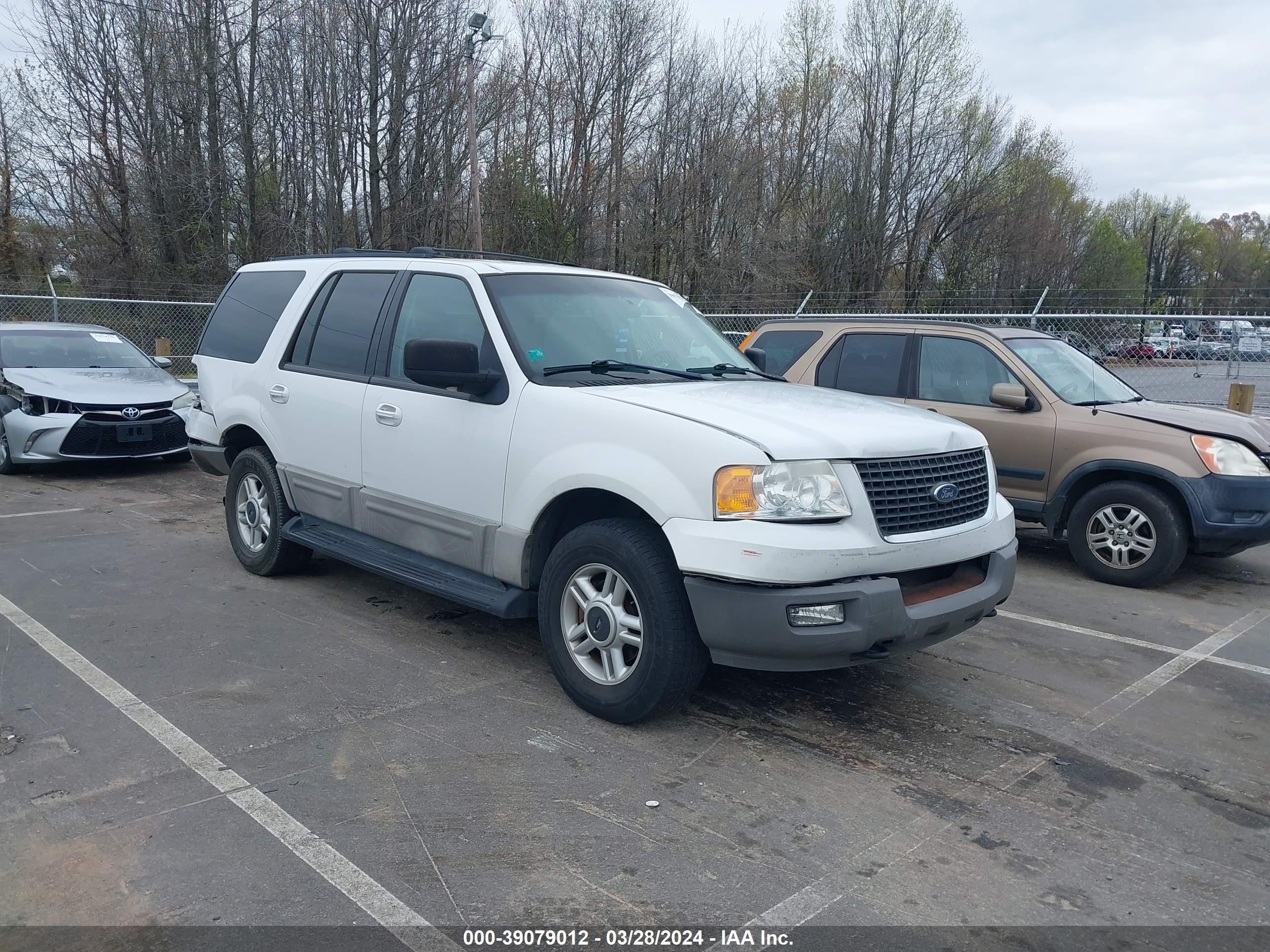 FORD EXPEDITION 2003 1fmpu16w33la23159