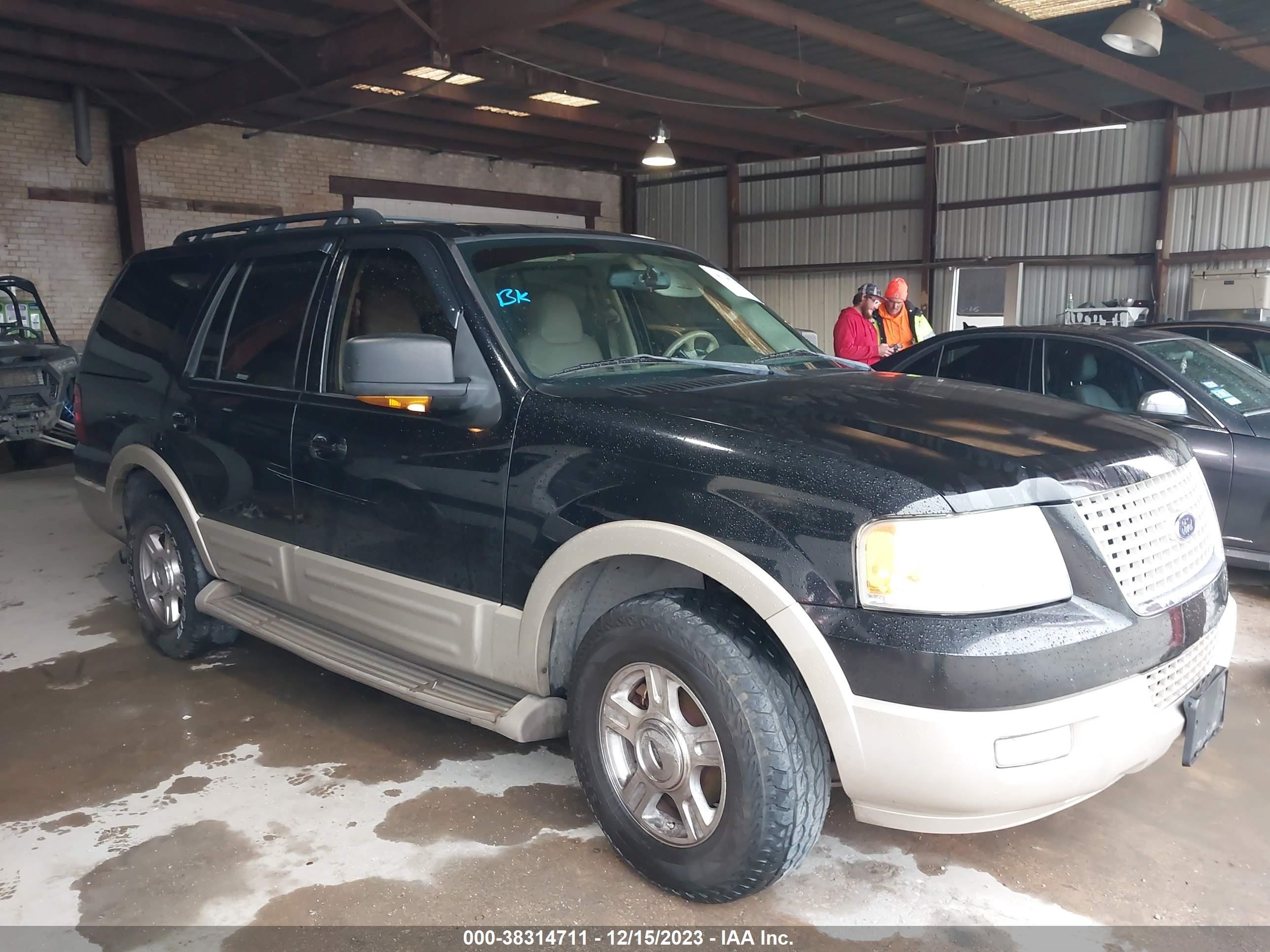 FORD EXPEDITION 2005 1fmpu17515la80002