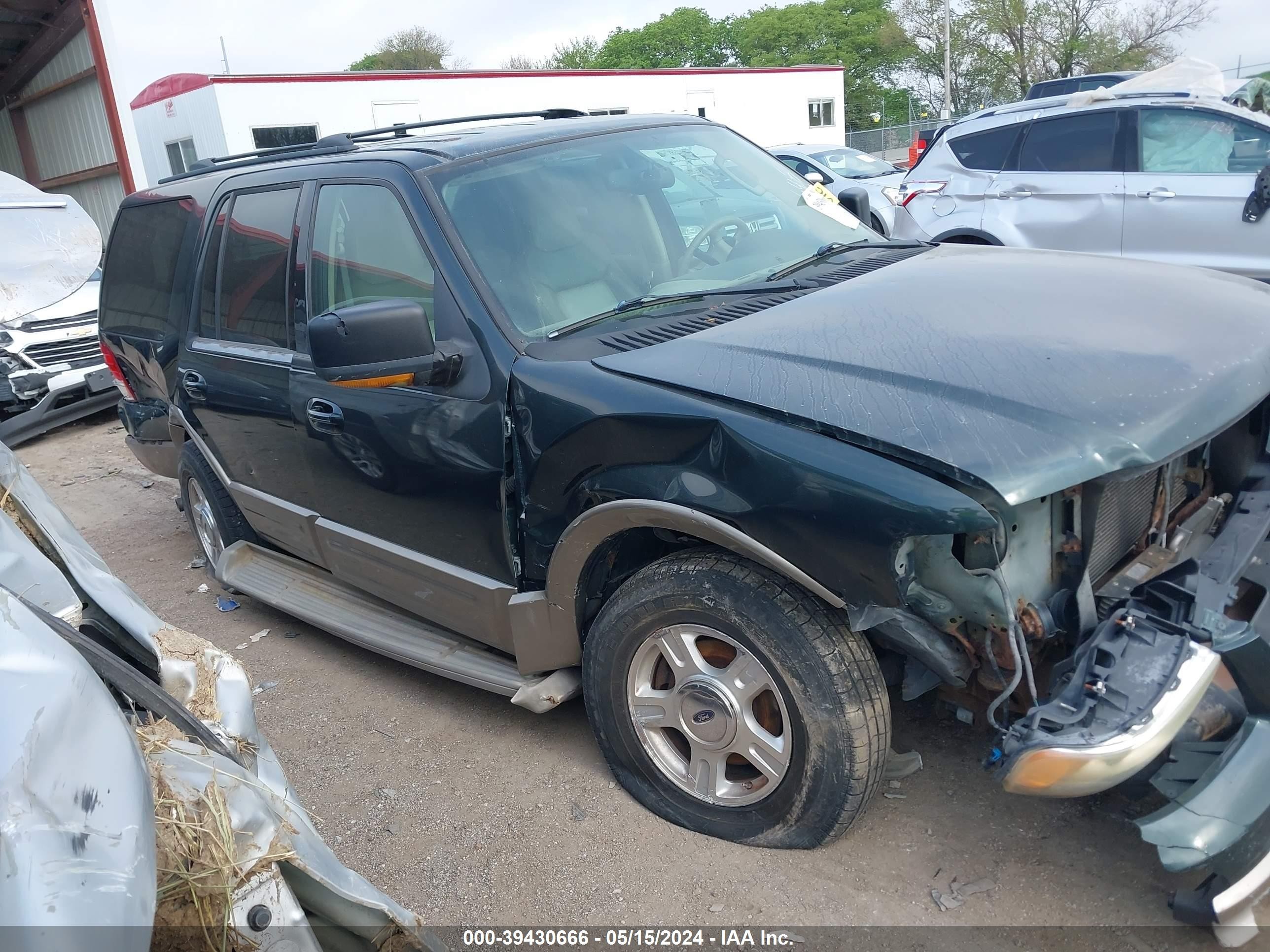 FORD EXPEDITION 2004 1fmpu18l04lb80779