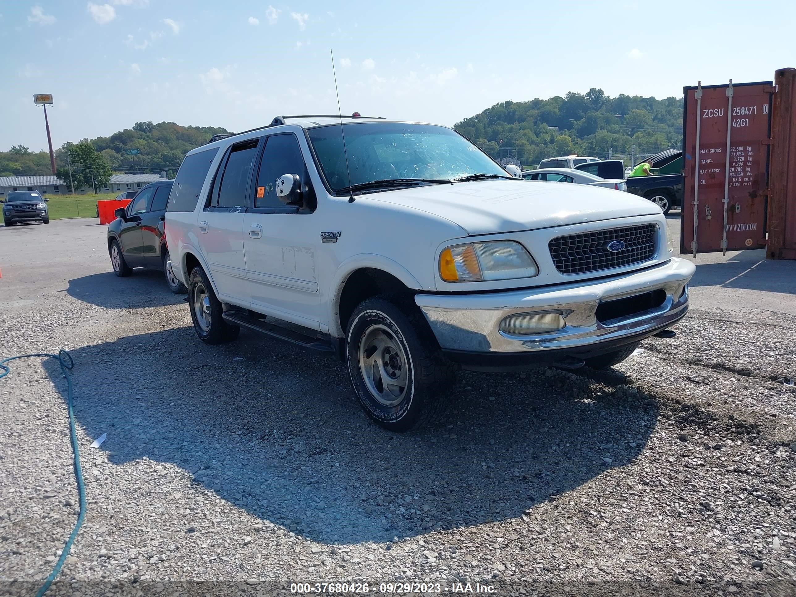 FORD EXPEDITION 1998 1fmpu18l3wlb05433