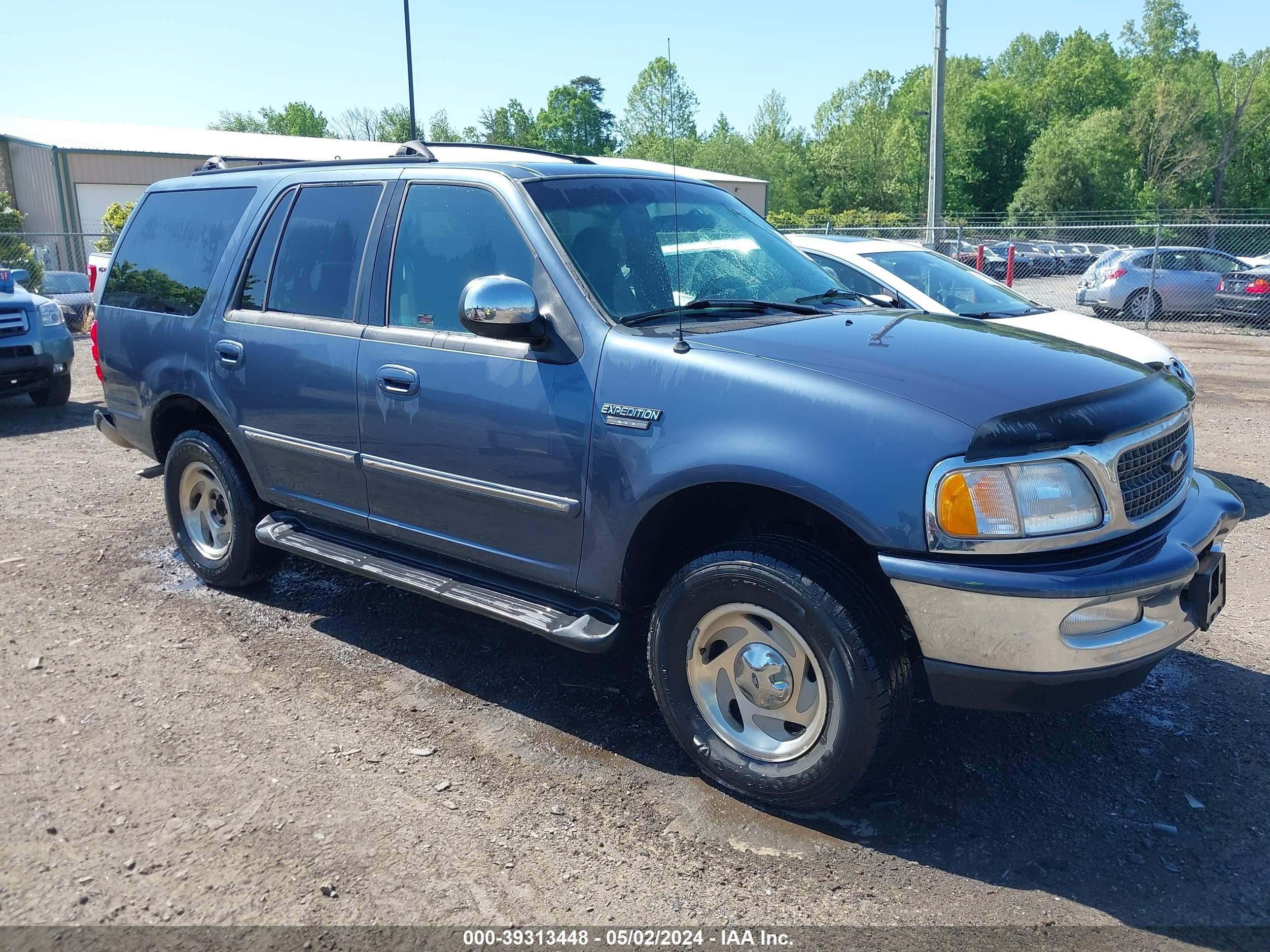 FORD EXPEDITION 1998 1fmpu18l8wlb73873