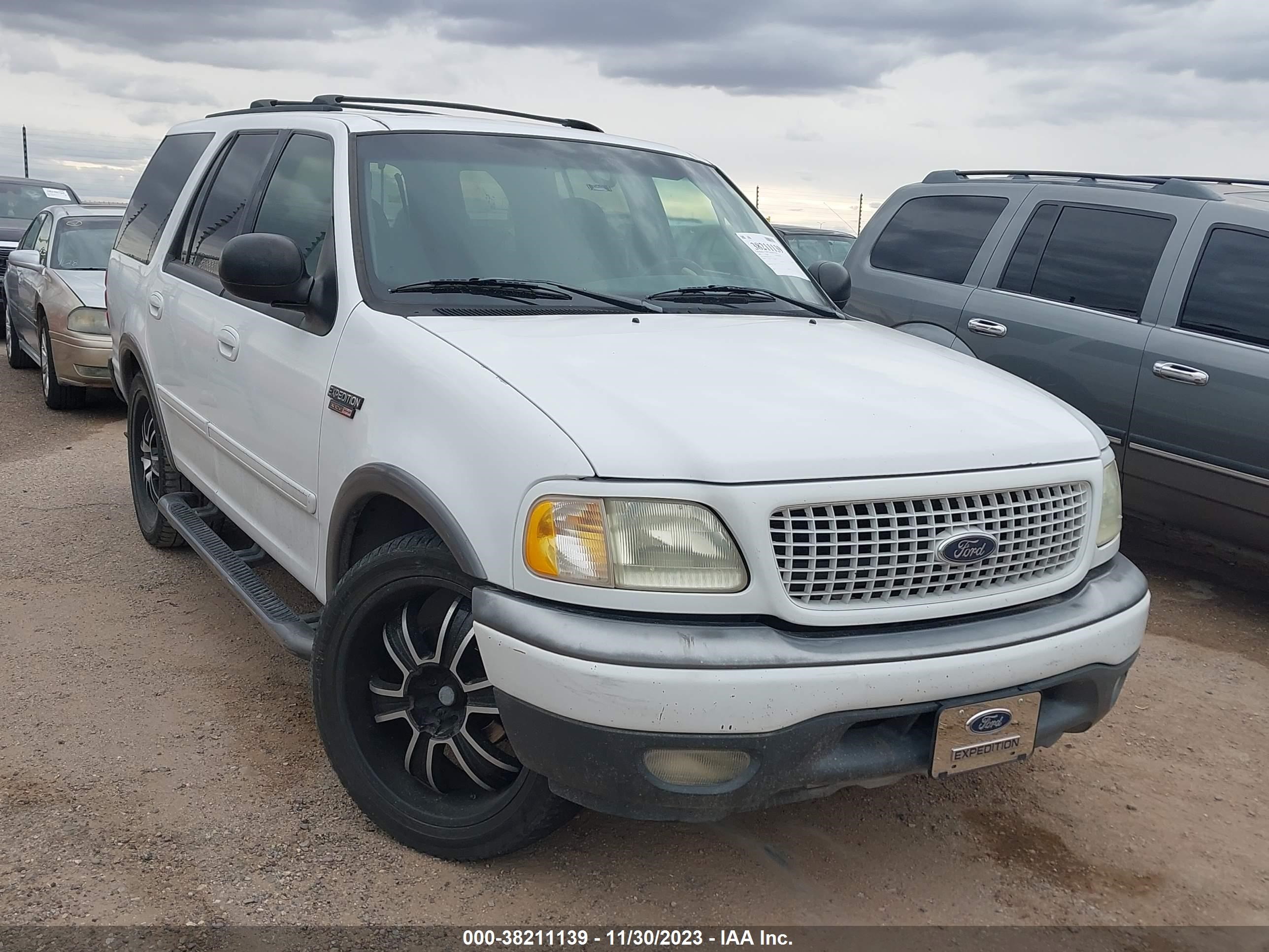 FORD EXPEDITION 2002 1fmru15l72la23552