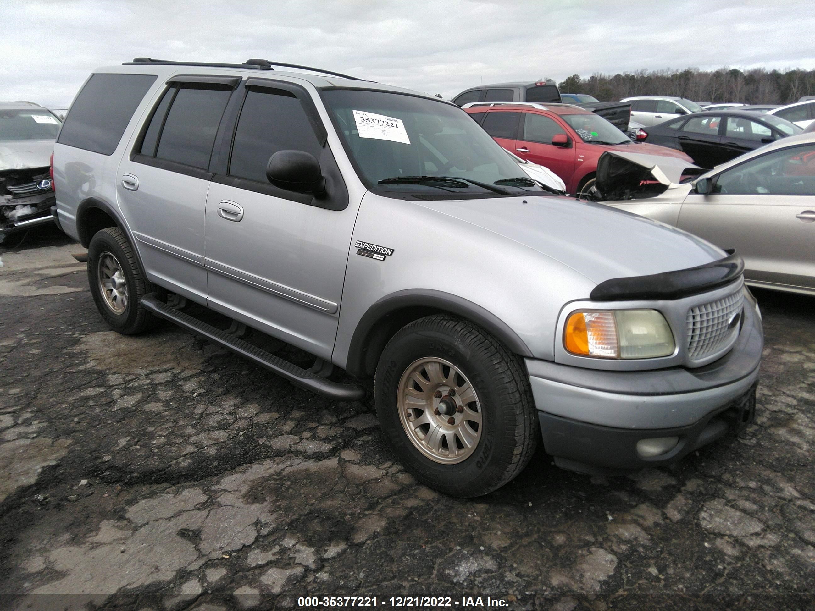 FORD EXPEDITION 2002 1fmru15w42la46068