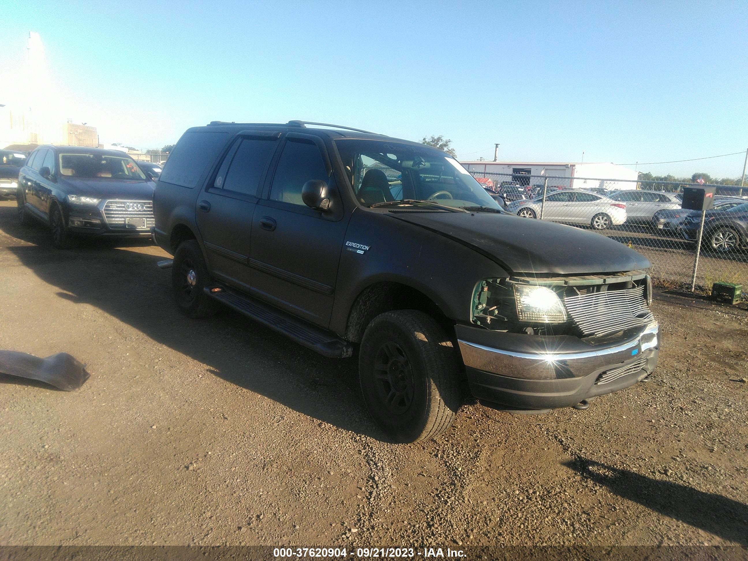 FORD EXPEDITION 2000 1fmru1660ylb30542