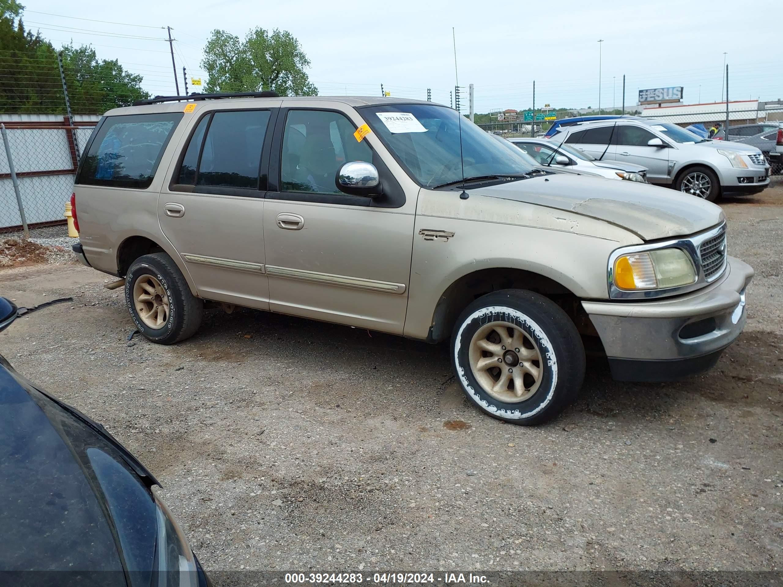 FORD EXPEDITION 1998 1fmru1763wlb66463