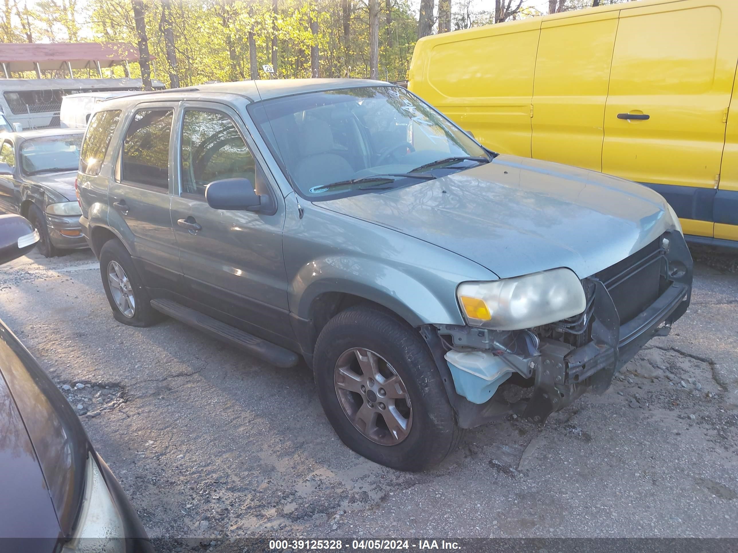 FORD ESCAPE 2005 1fmyu03105kb64142