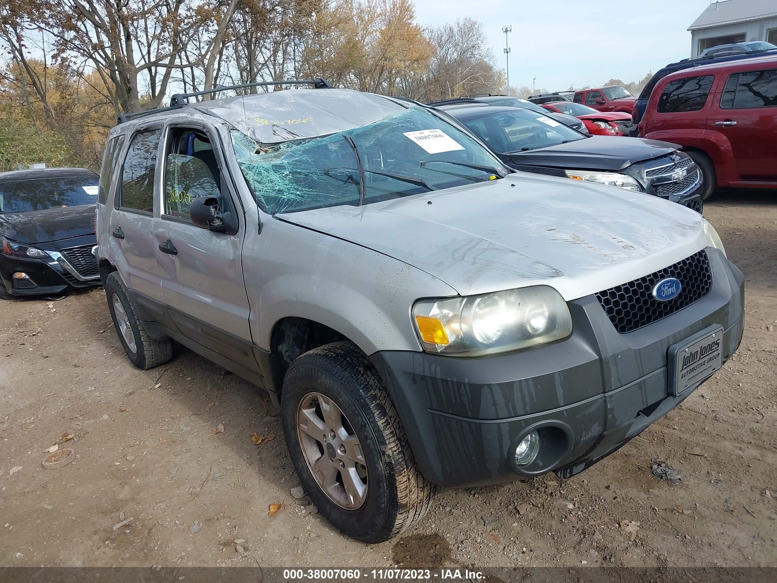 FORD ESCAPE 2005 1fmyu03105kc79372