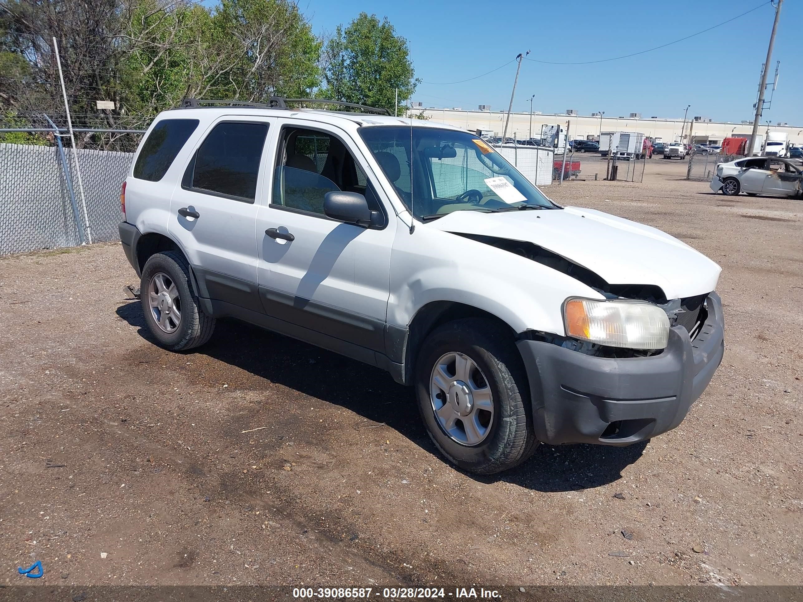 FORD ESCAPE 2003 1fmyu03113kc88756