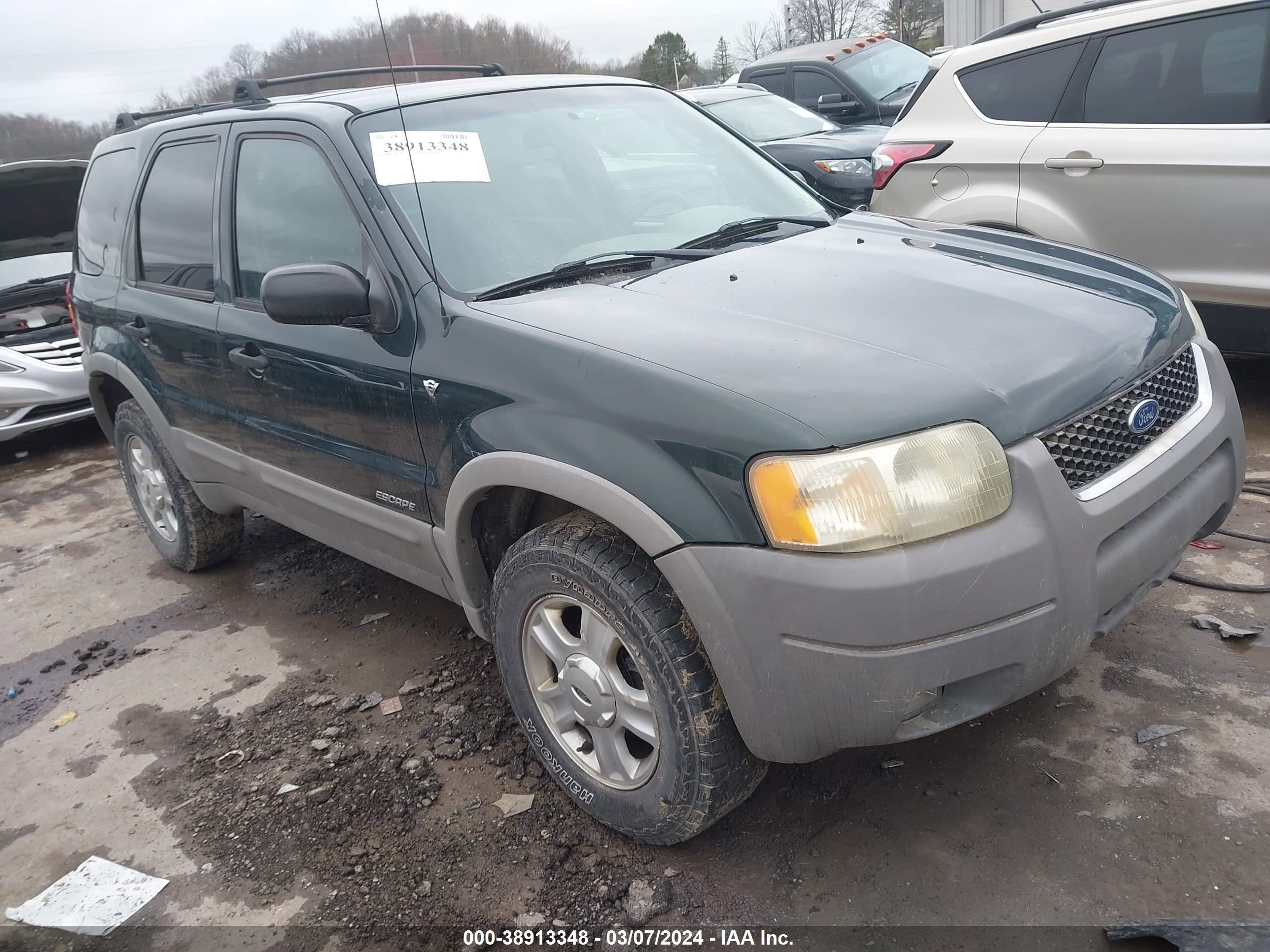 FORD ESCAPE 2002 1fmyu03142kc50856