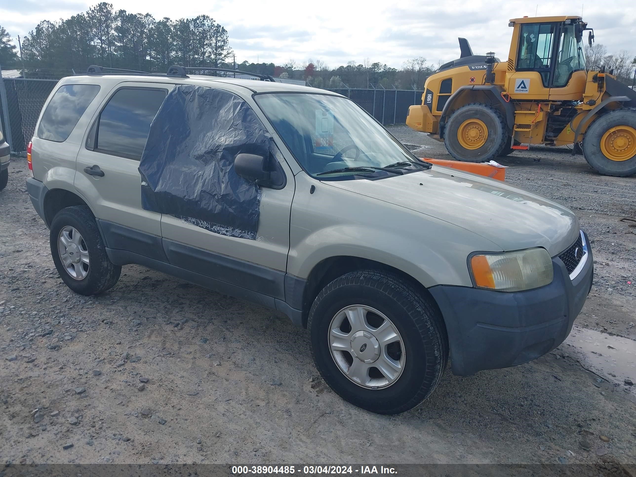 FORD ESCAPE 2004 1fmyu03174ka86442