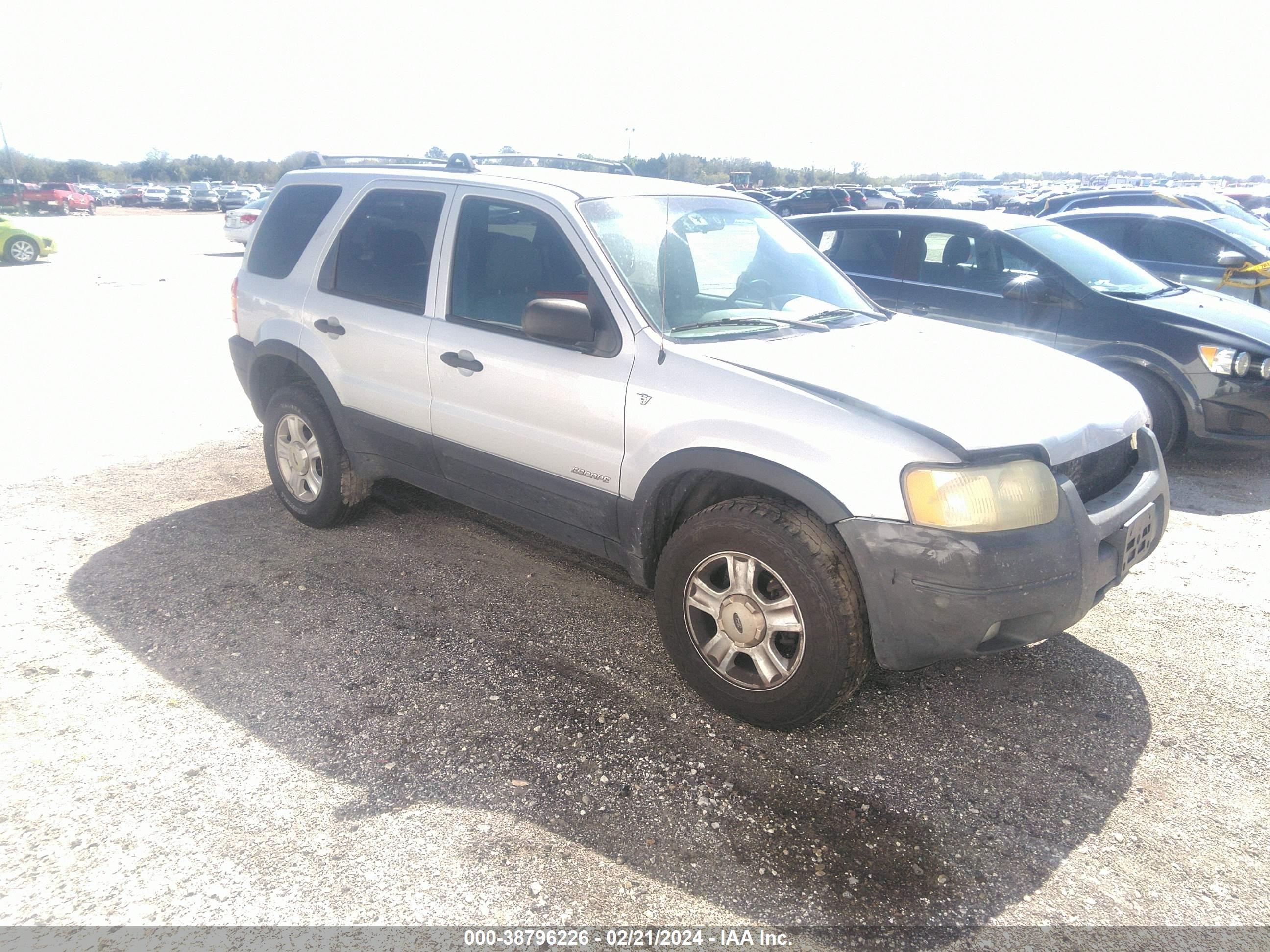 FORD ESCAPE 2002 1fmyu03182kd67937