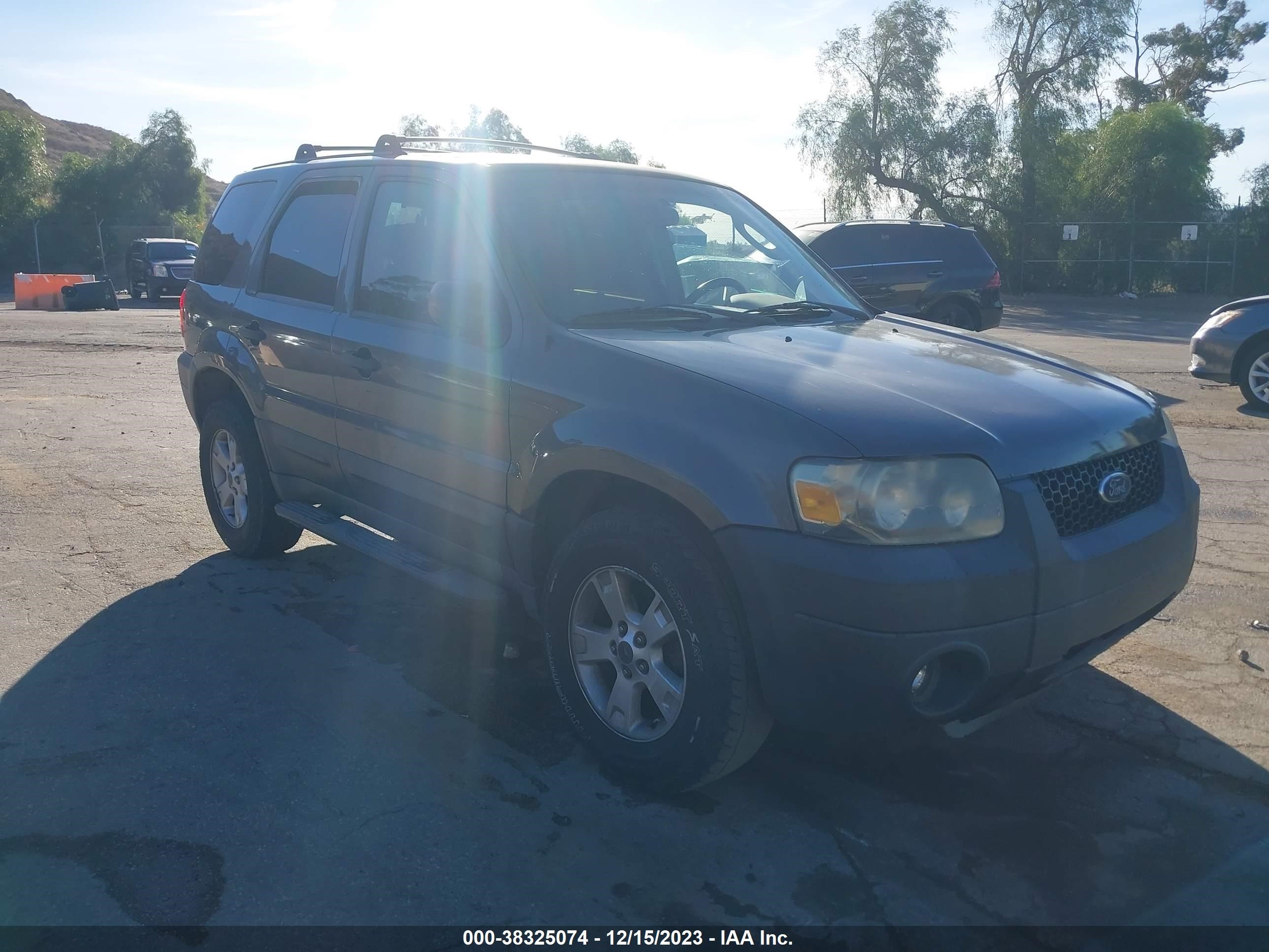 FORD ESCAPE 2005 1fmyu03185ka81445