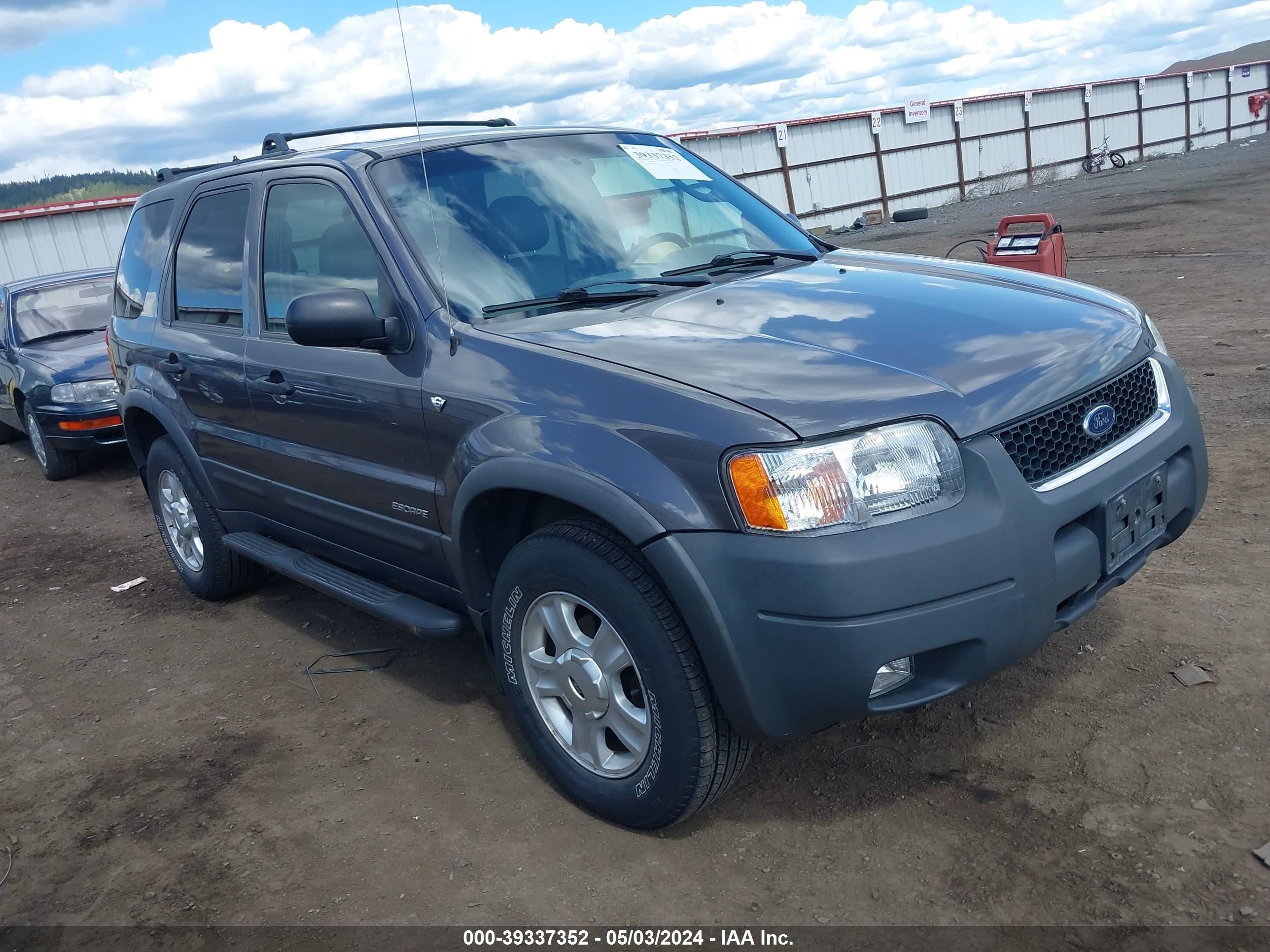 FORD ESCAPE 2002 1fmyu04112kc99737