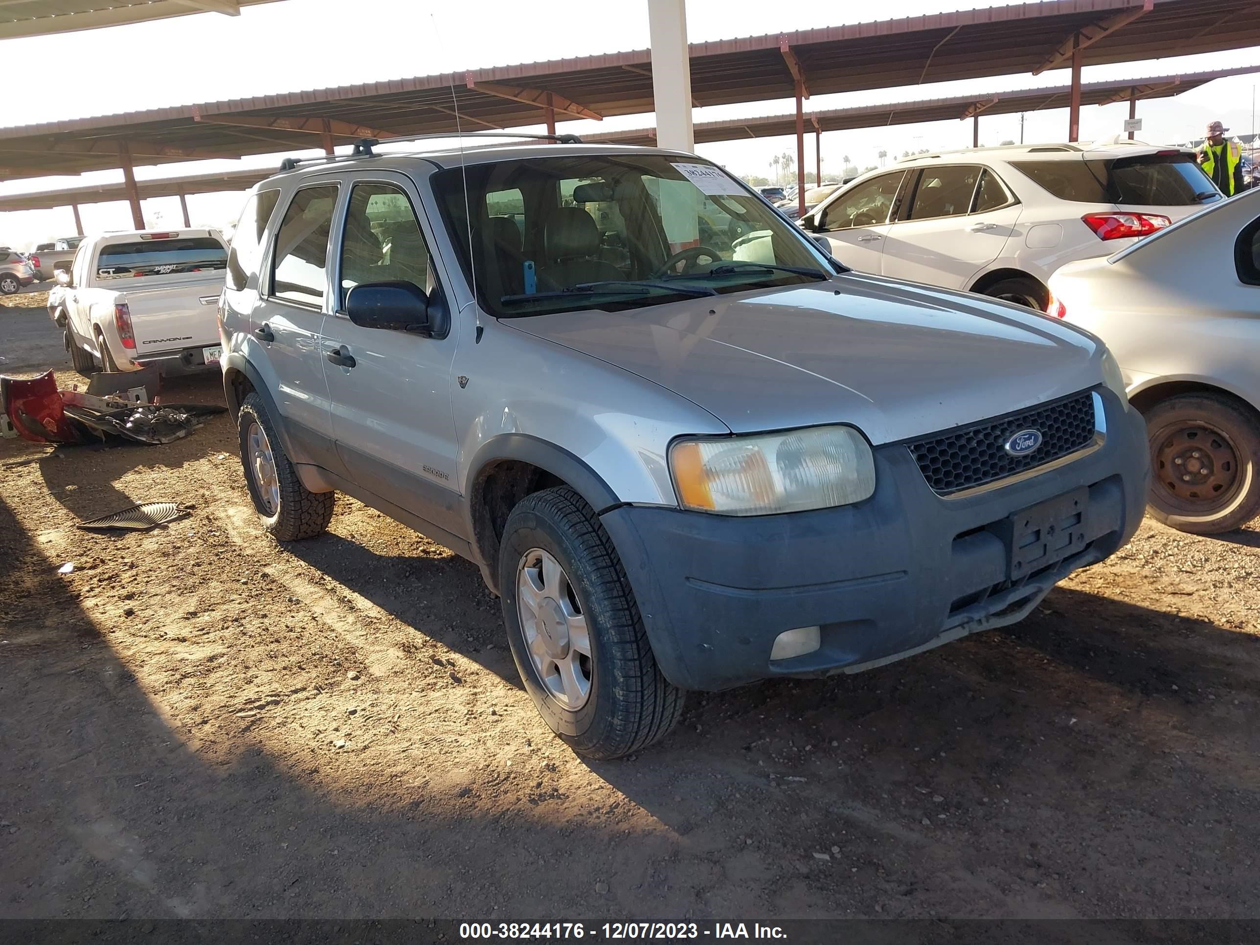 FORD ESCAPE 2002 1fmyu04122ka14771