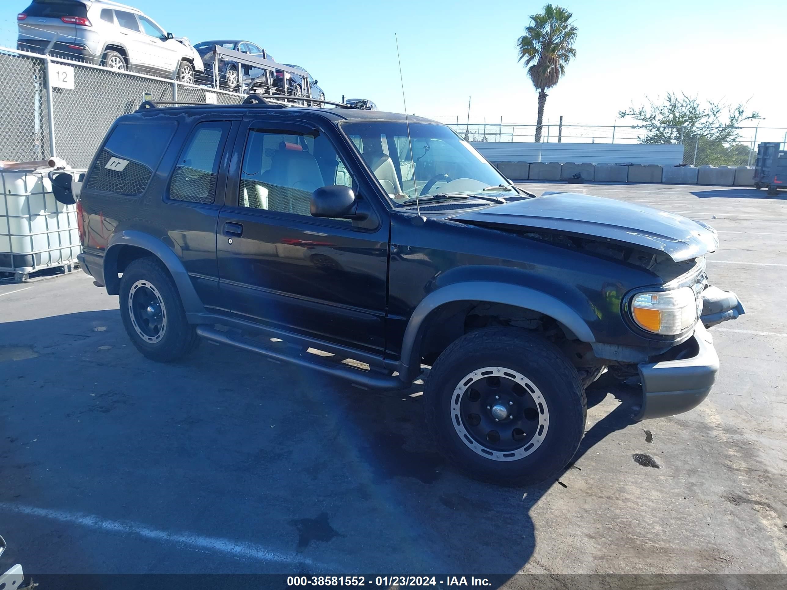 FORD EXPLORER 1999 1fmyu22e5xub83664