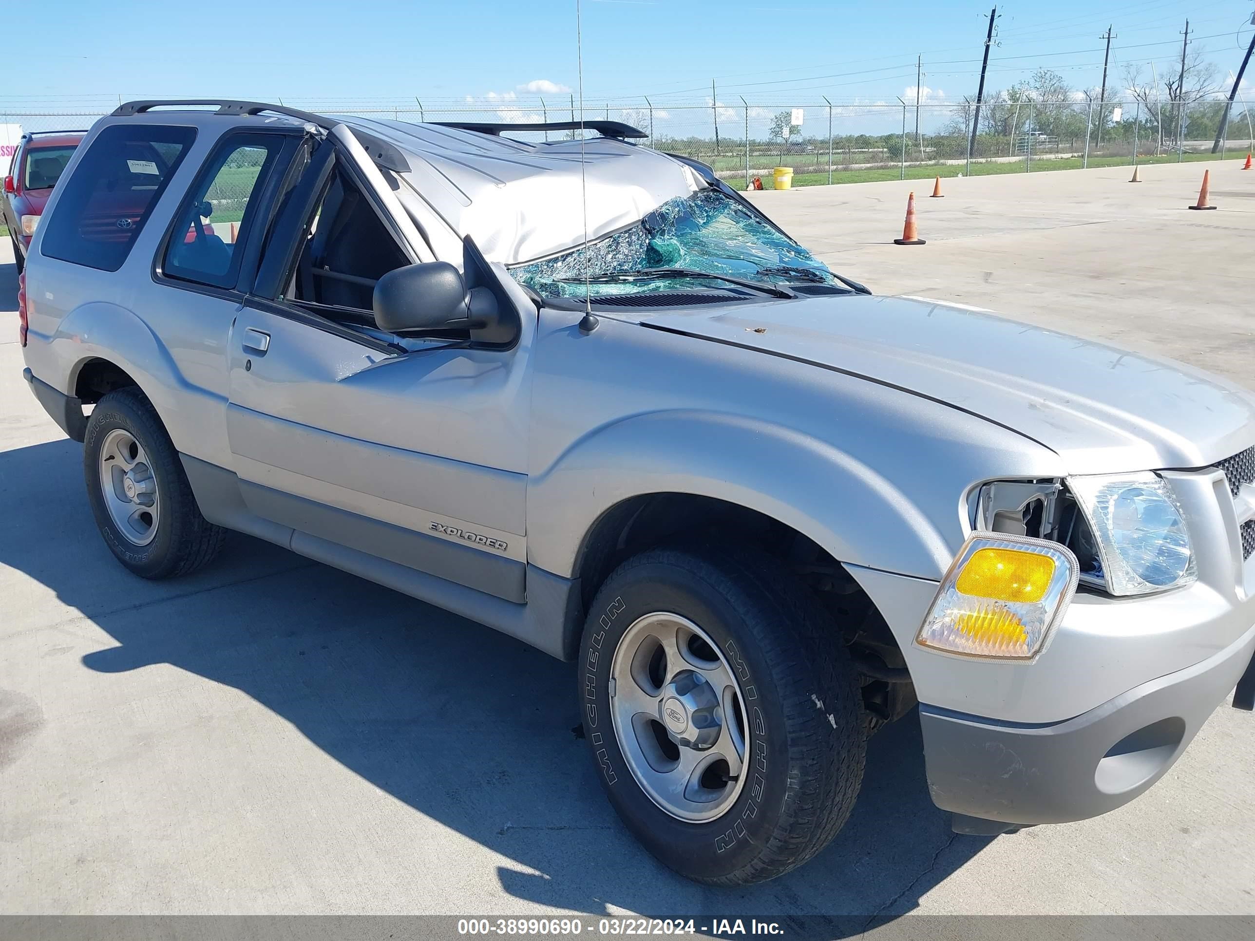 FORD EXPLORER 2002 1fmyu60e82ud21765