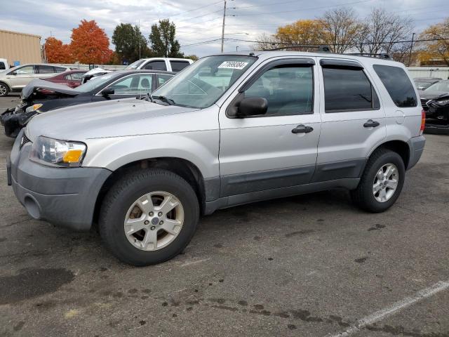 FORD ESCAPE XLT 2005 1fmyu93105da04304