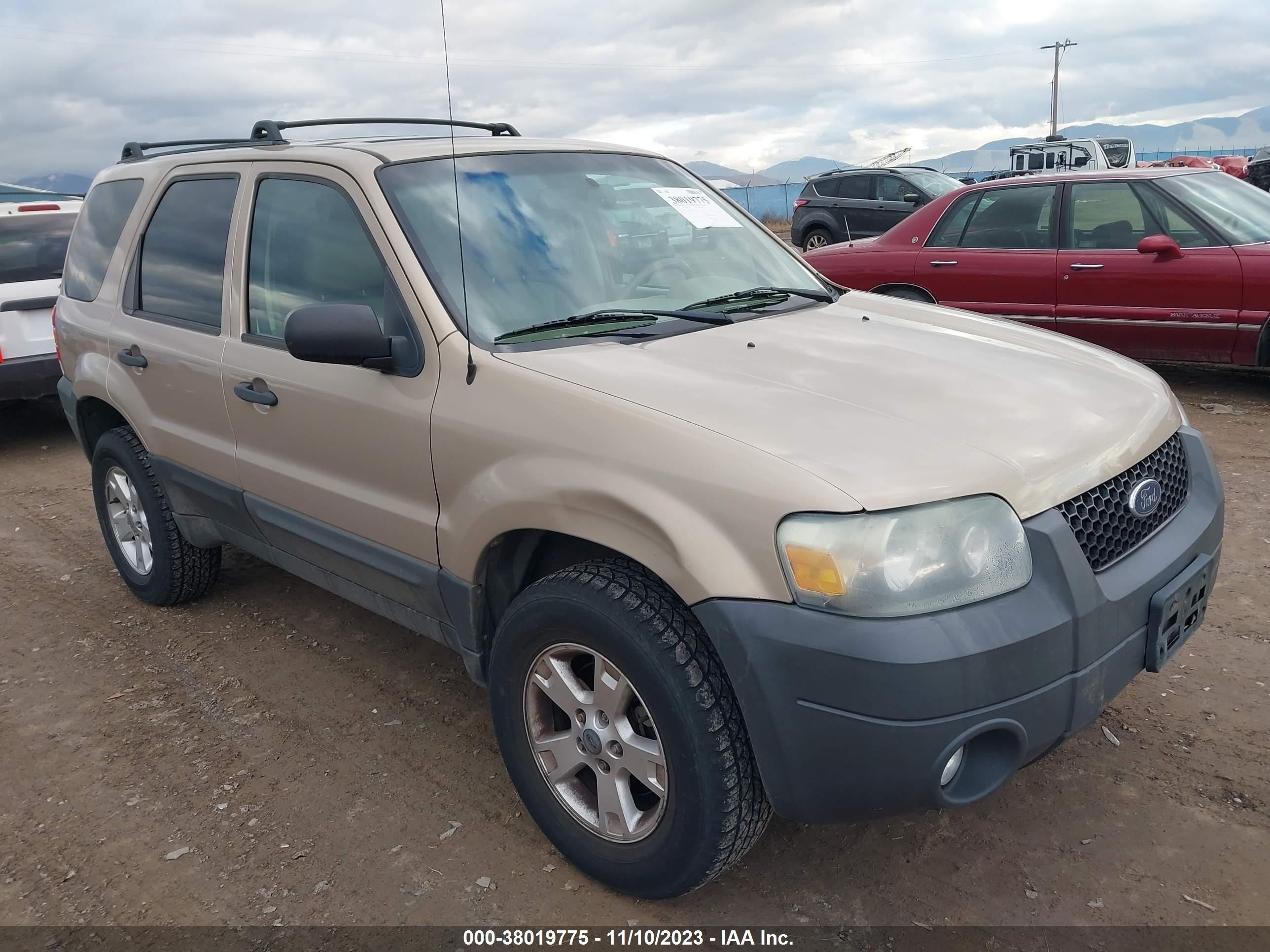 FORD ESCAPE 2007 1fmyu93137ka34329