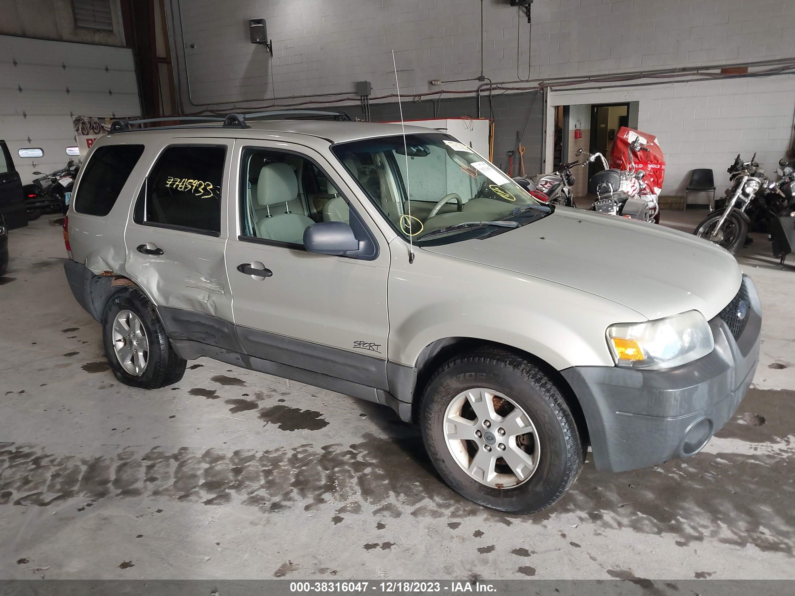 FORD ESCAPE 2005 1fmyu93155ke22515