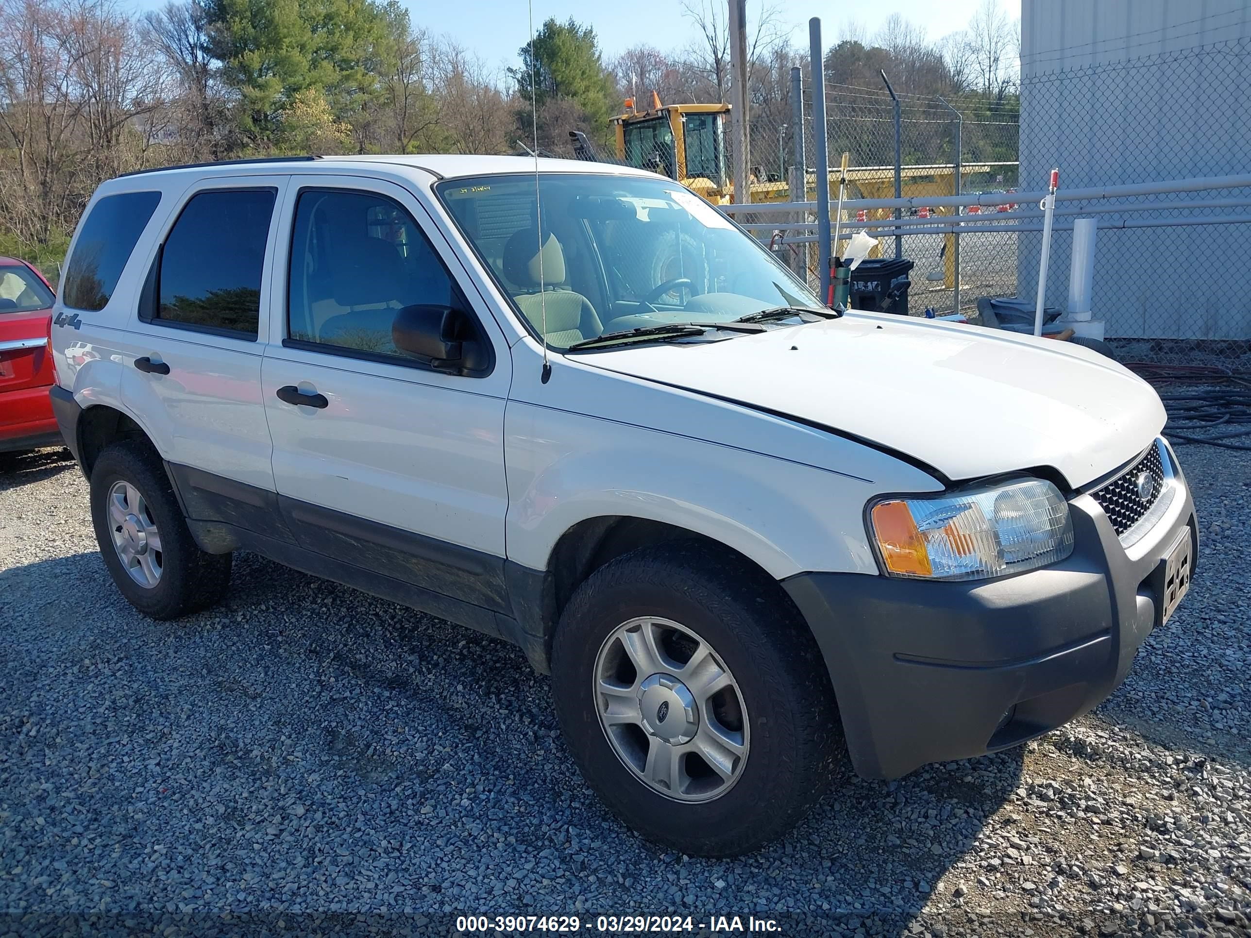 FORD ESCAPE 2003 1fmyu93163kc95755