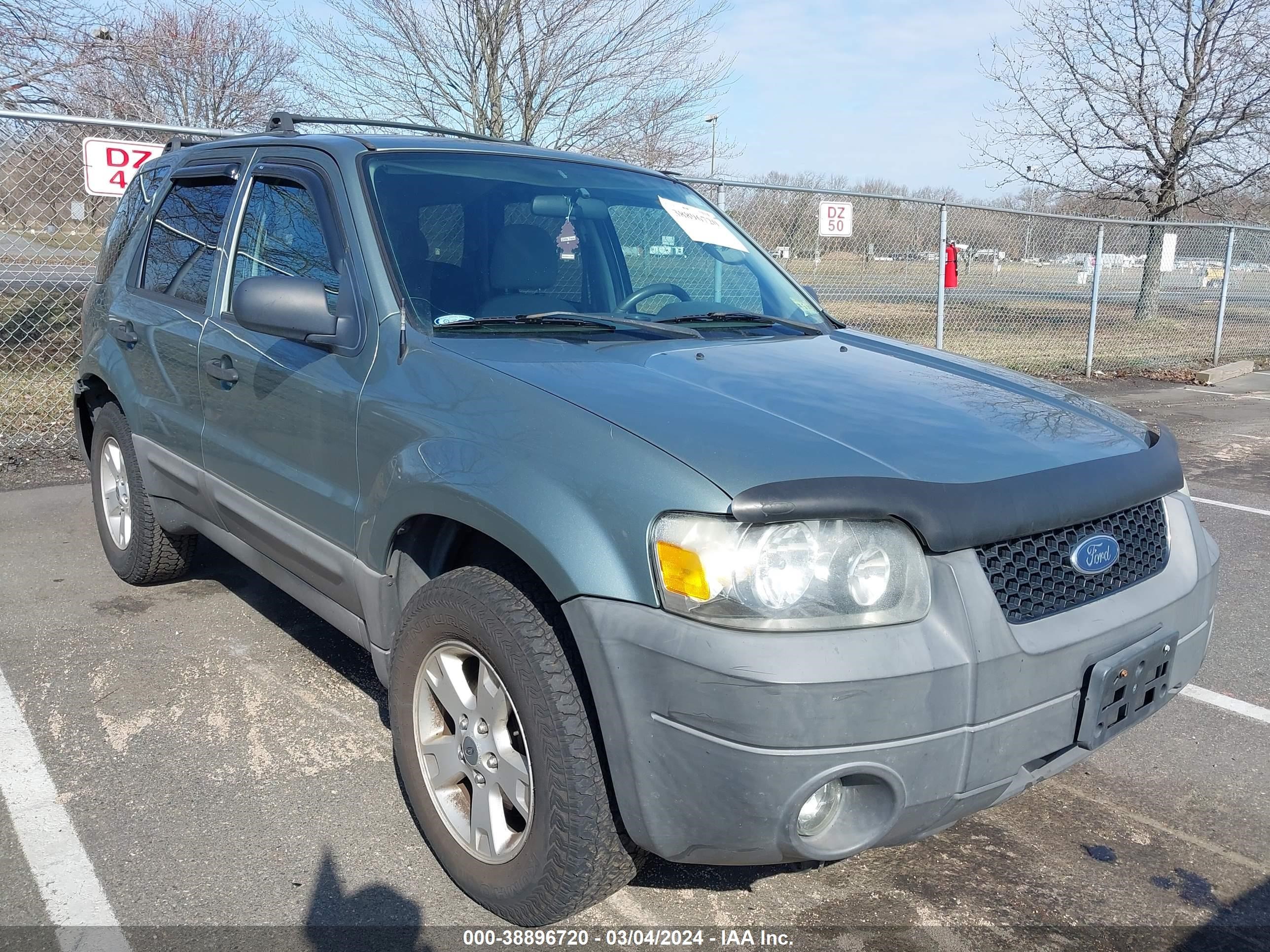 FORD ESCAPE 2005 1fmyu93175kc06701