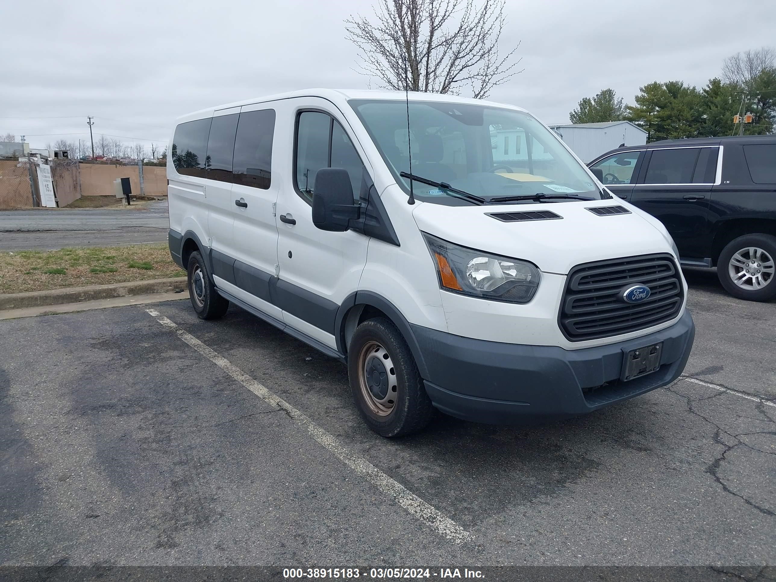 FORD NULL 2017 1fmzk1zm1hka28592