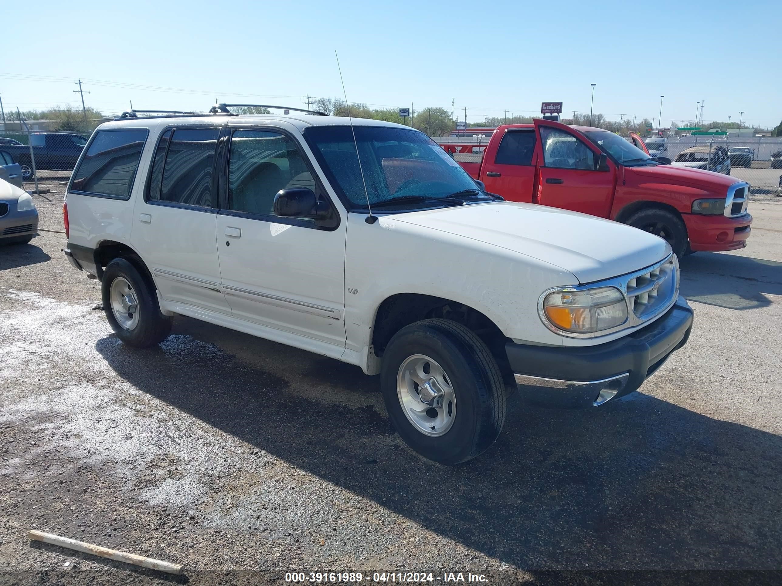 FORD EXPLORER 1999 1fmzu32p9xzb32201